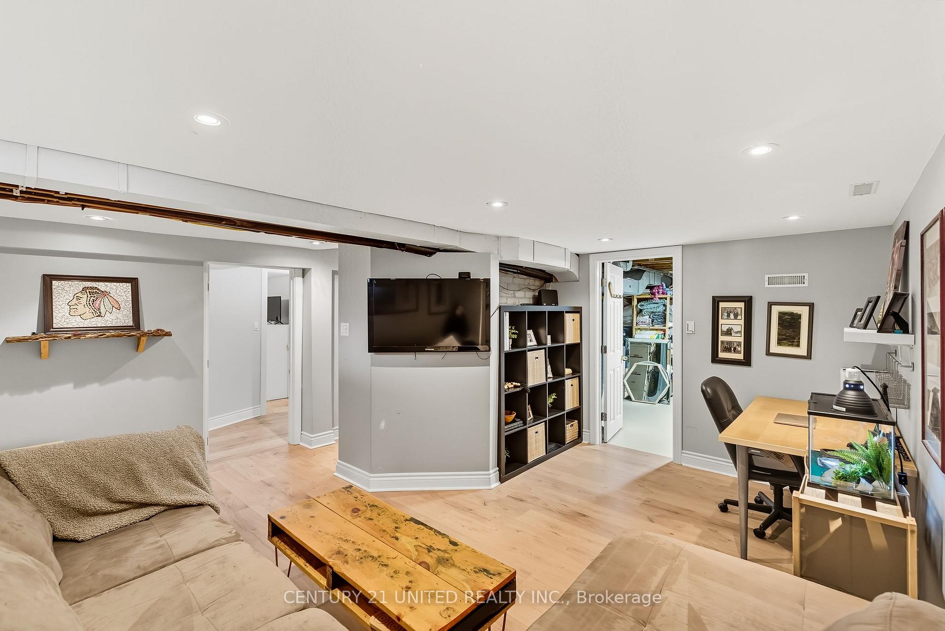 Photo 34 of 141 O'Carroll Avenue, Peterborough, Northcrest Ward 5 — HOMEH