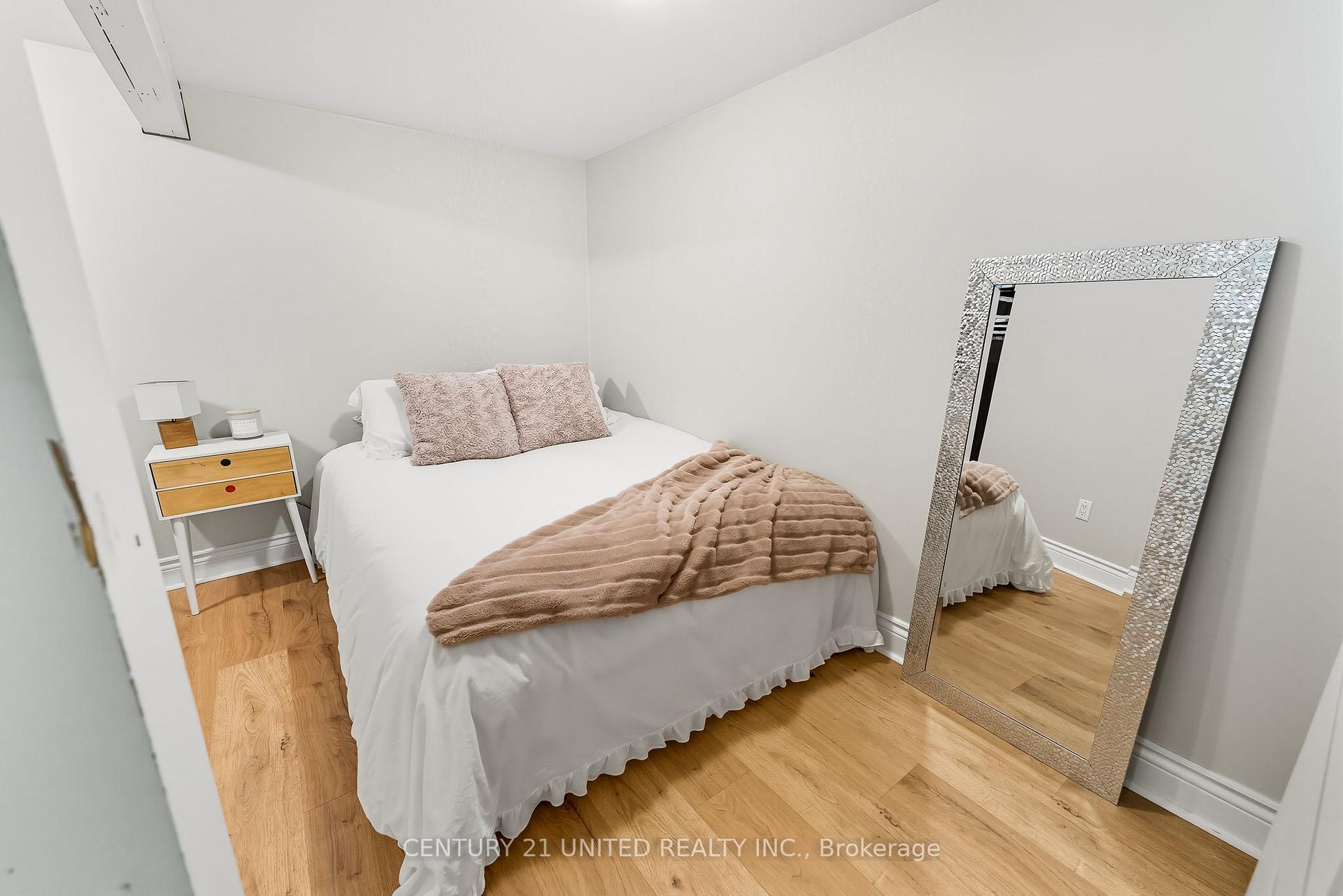 Photo 40 of 141 O'Carroll Avenue, Peterborough, Northcrest Ward 5 — HOMEH