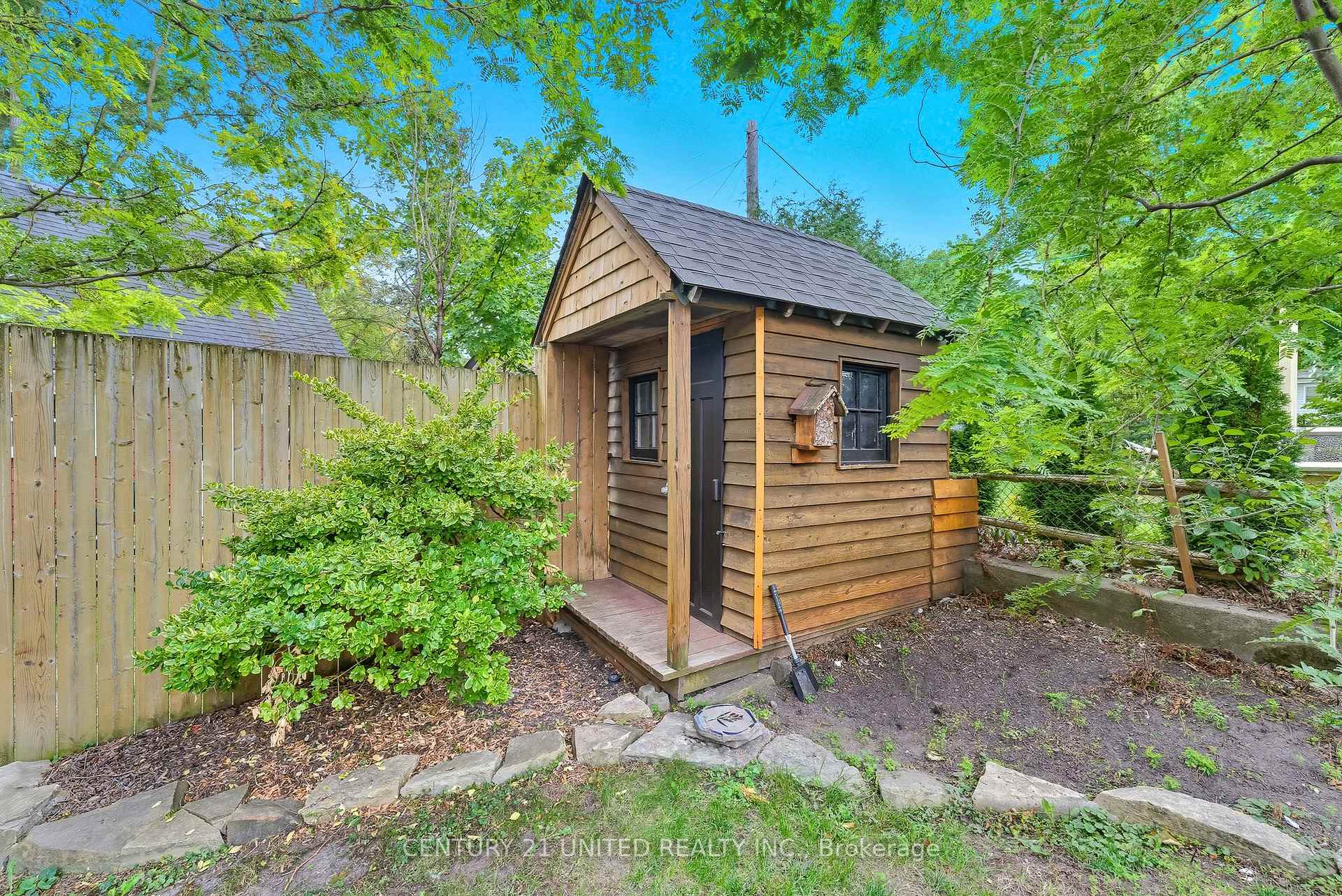 Photo 48 of 141 O'Carroll Avenue, Peterborough, Northcrest Ward 5 — HOMEH