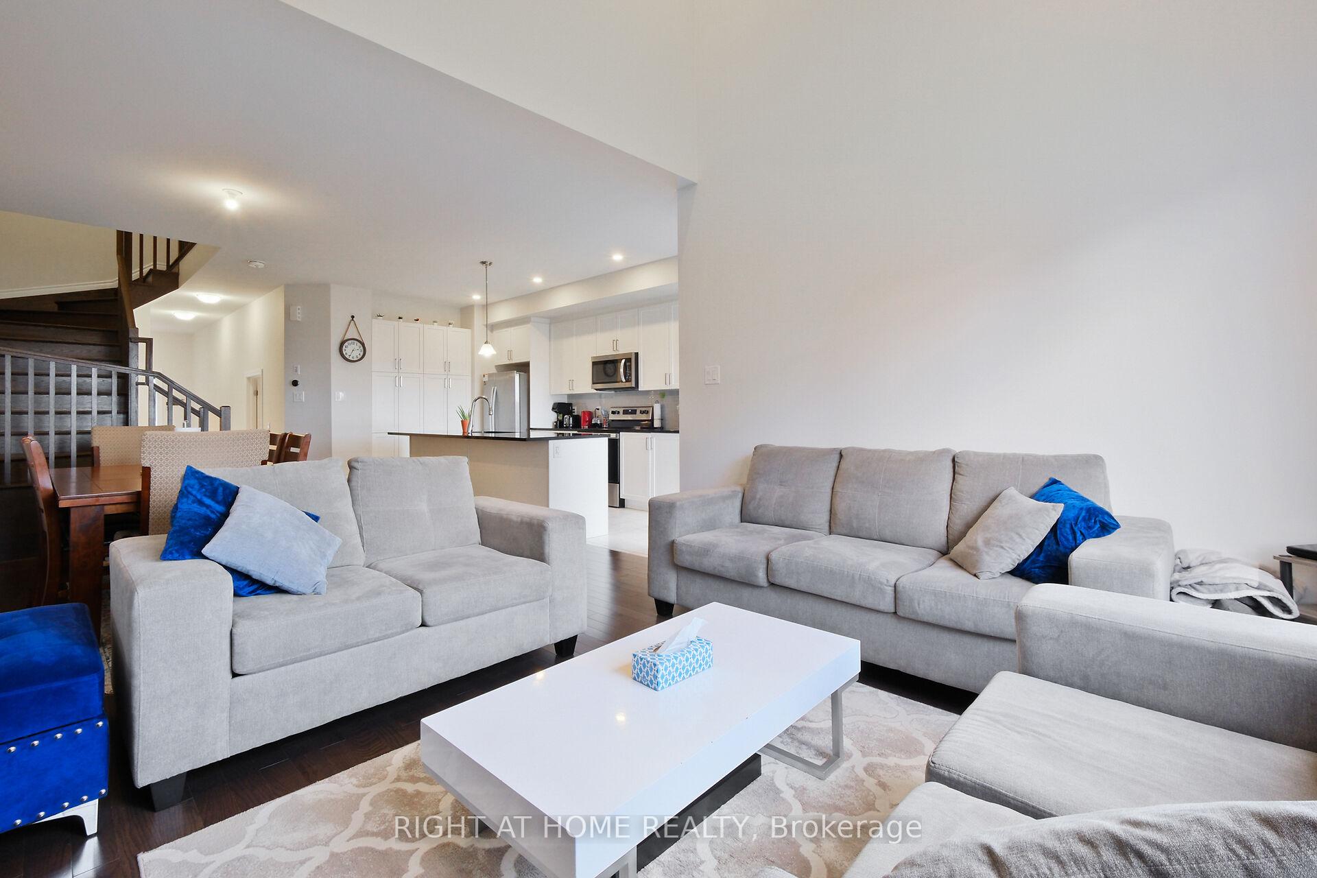 Photo 19 of 956 Socca Crescent, Ottawa, Notting Hill/Summerside — HOMEH