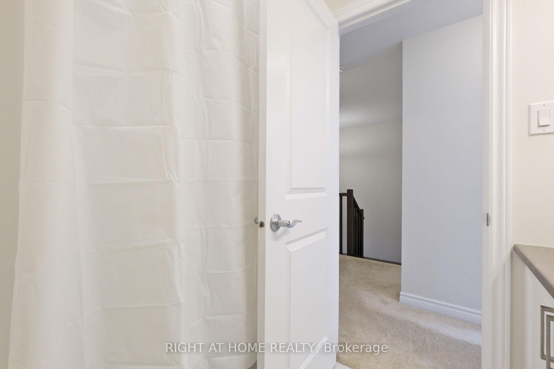 Photo 31 of 956 Socca Crescent, Ottawa, Notting Hill/Summerside — HOMEH