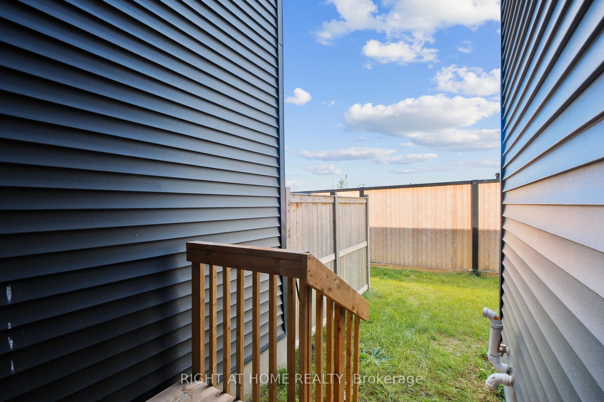 Photo 39 of 956 Socca Crescent, Ottawa, Notting Hill/Summerside — HOMEH