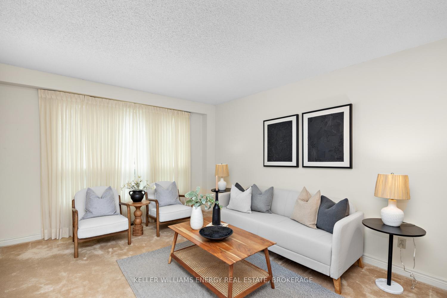 Photo 14 of 1037 Roundelay Court, Oshawa, McLaughlin — HOMEH
