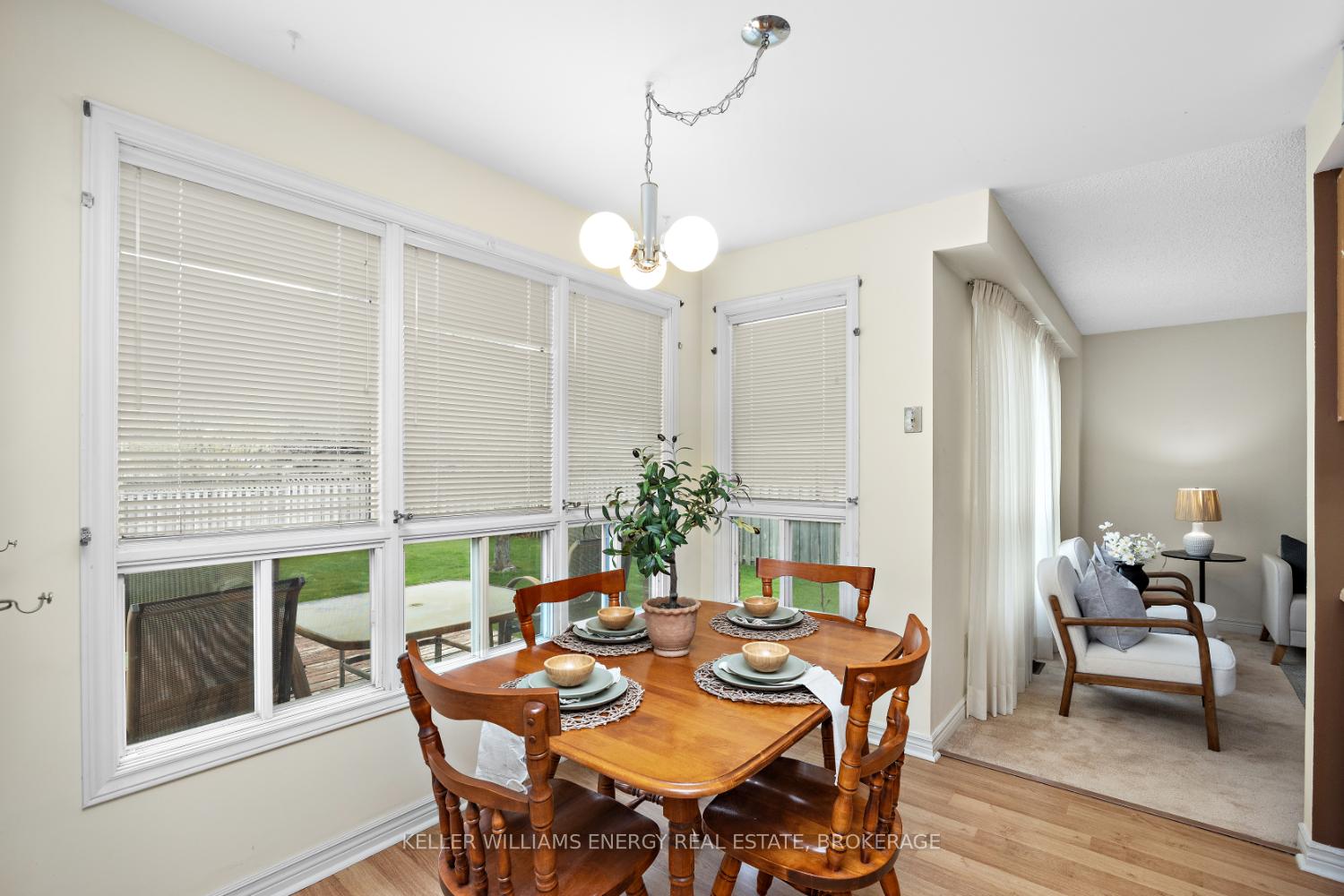 Photo 20 of 1037 Roundelay Court, Oshawa, McLaughlin — HOMEH