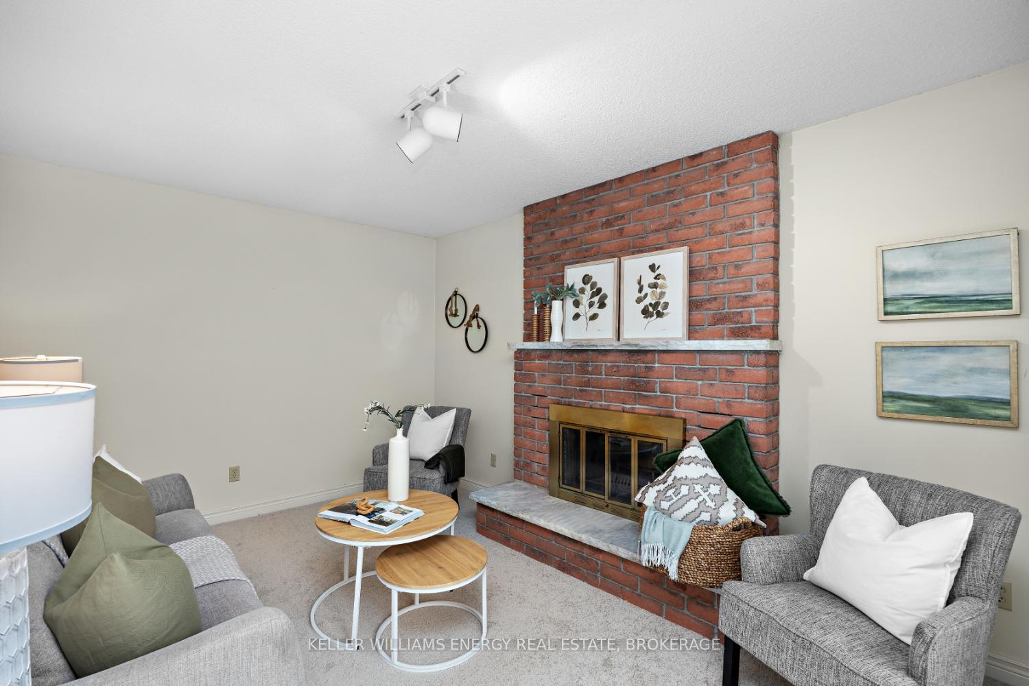 Photo 21 of 1037 Roundelay Court, Oshawa, McLaughlin — HOMEH