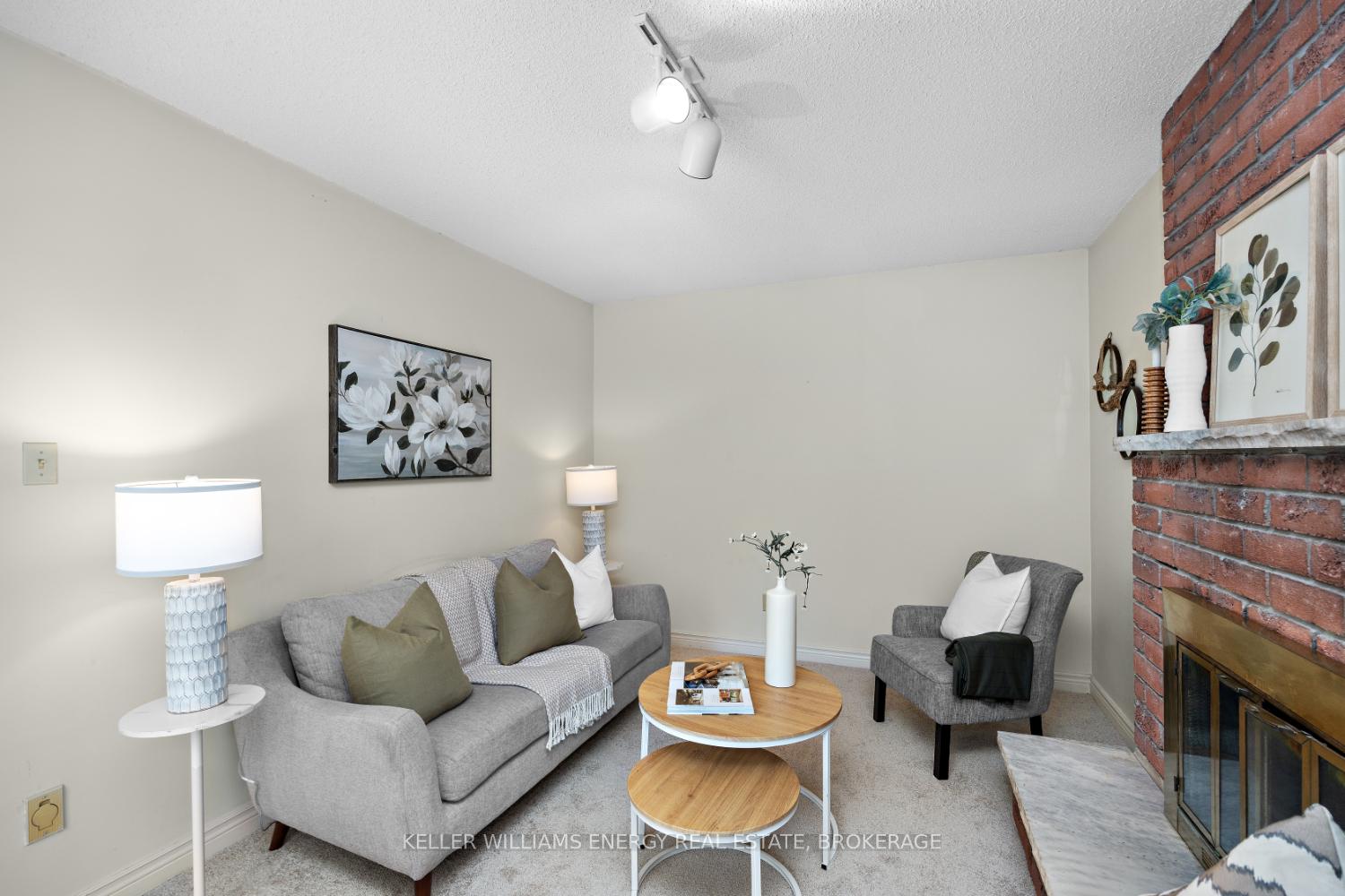 Photo 22 of 1037 Roundelay Court, Oshawa, McLaughlin — HOMEH