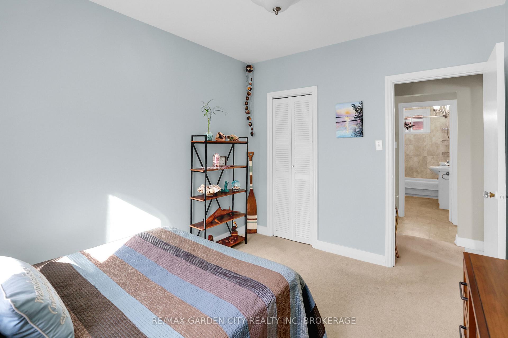 Photo 20 of 157 St George Street, Welland, Broadway — HOMEH