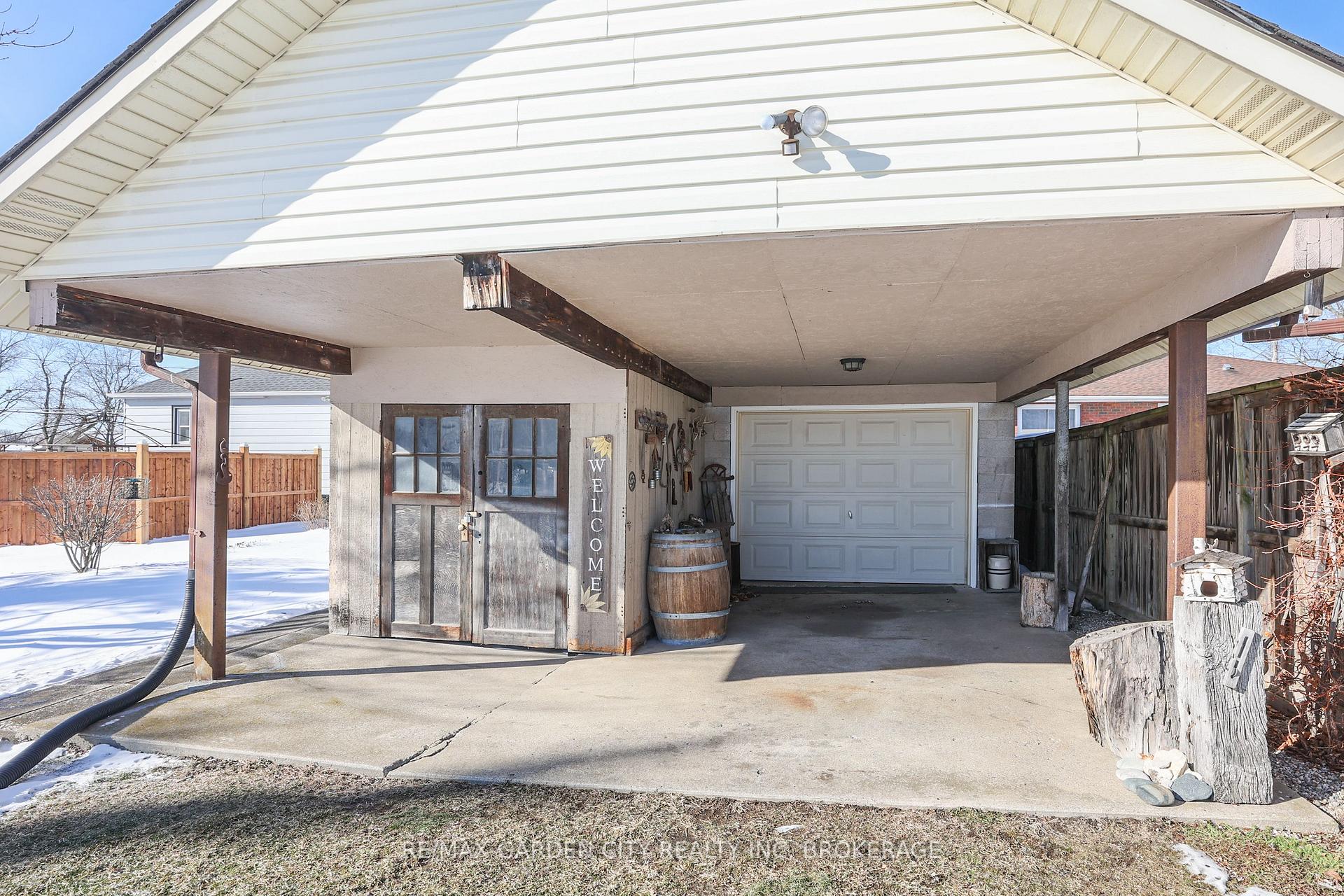 Photo 34 of 157 St George Street, Welland, Broadway — HOMEH