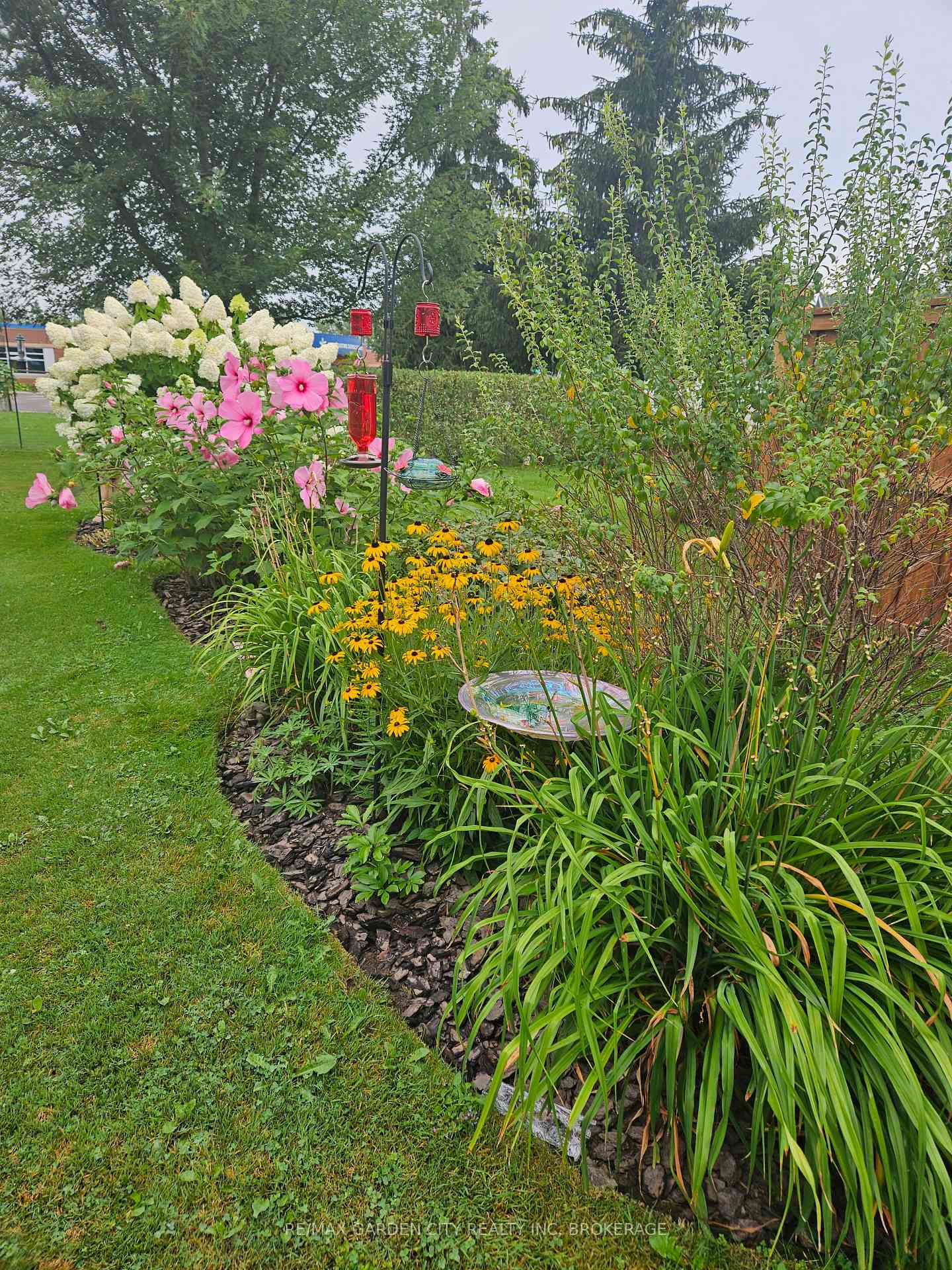 Photo 35 of 157 St George Street, Welland, Broadway — HOMEH