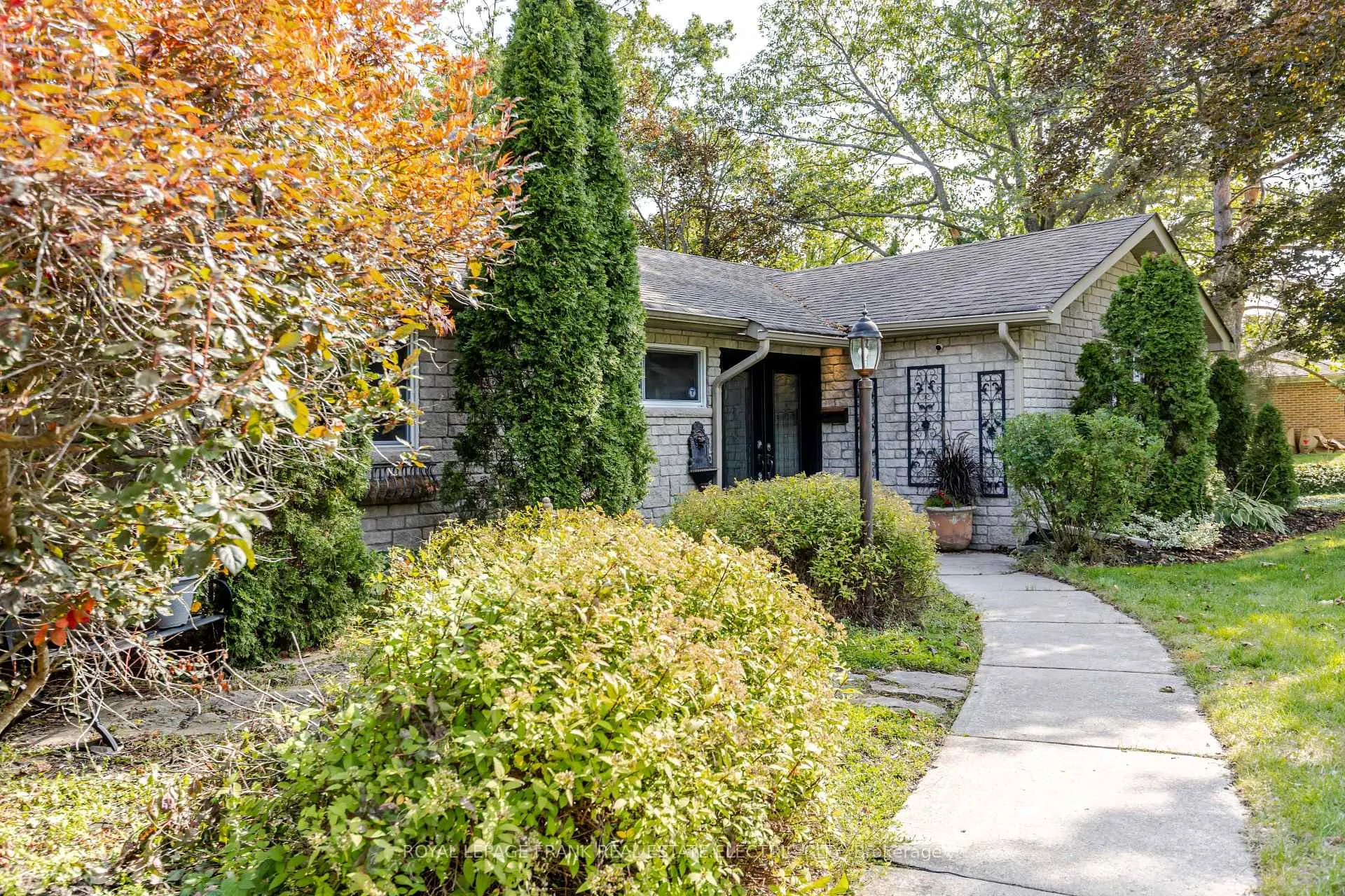 Photo 6 of 142 Ridgewood Road, Peterborough, Monaghan Ward 2 — HOMEH