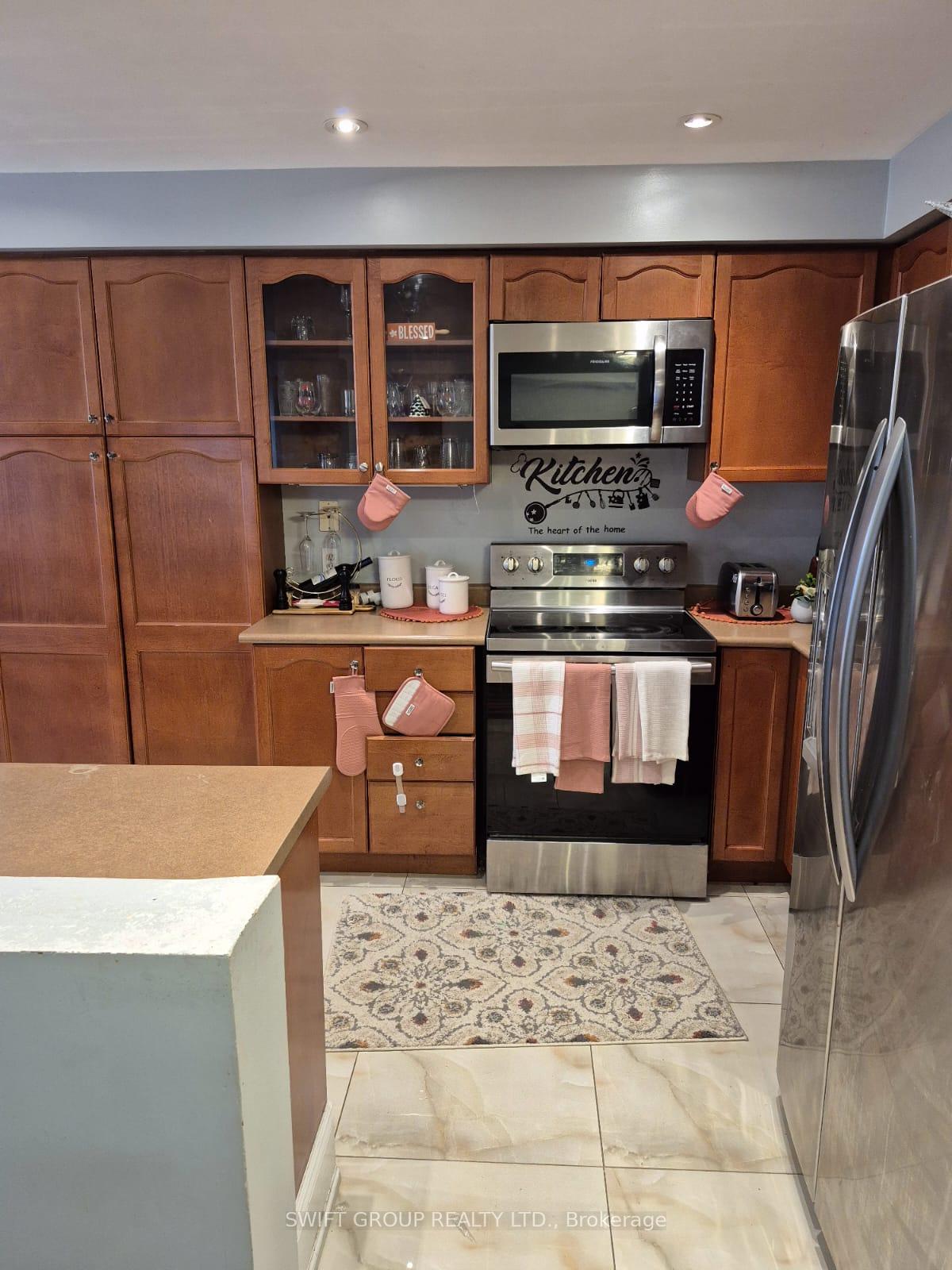 Photo 5 of 31 Inlet Bay Drive, Whitby, Port Whitby — HOMEH