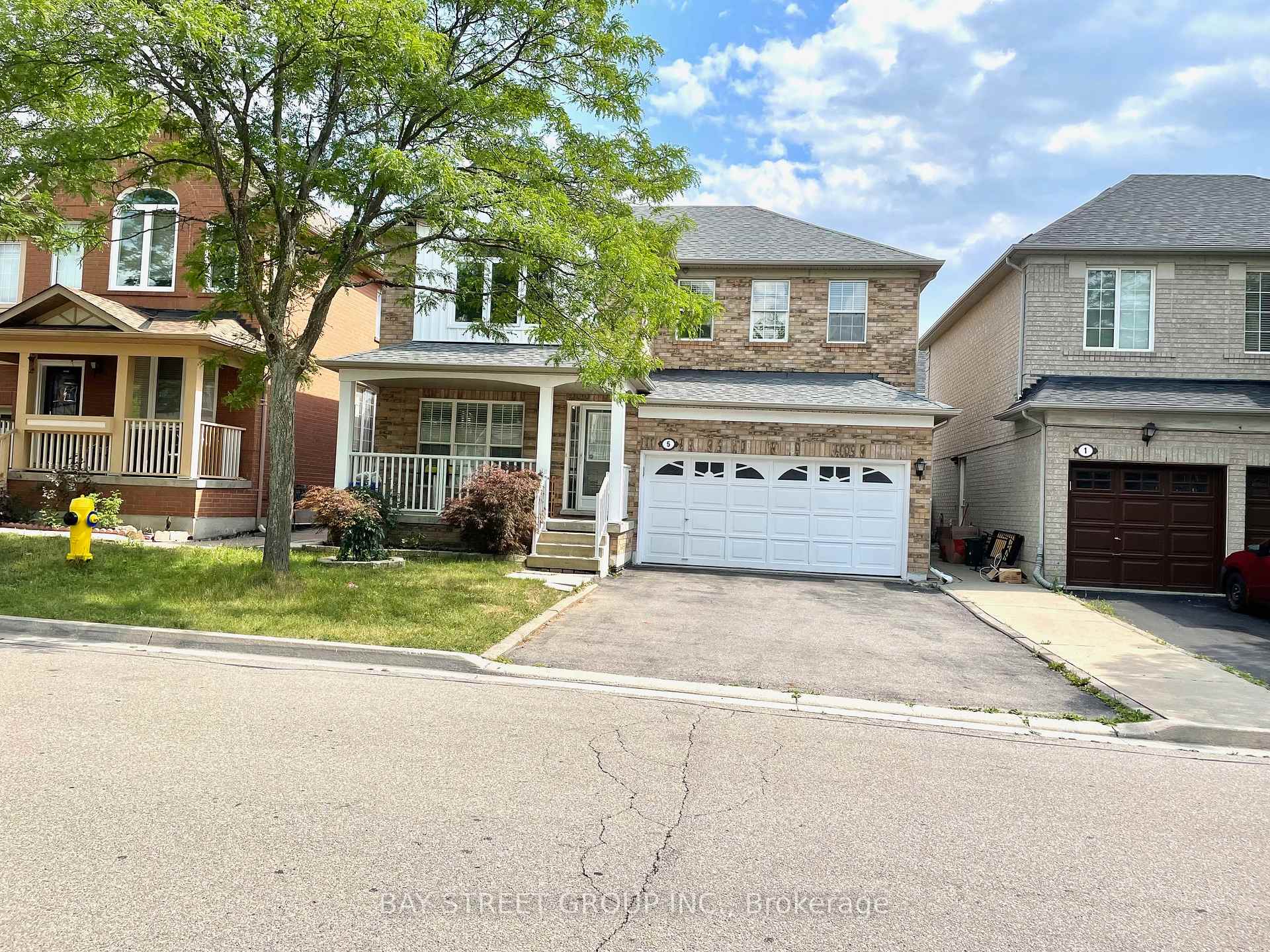 Photo 2 of 5 Madeira Avenue, Vaughan, Vellore Village — HOMEH