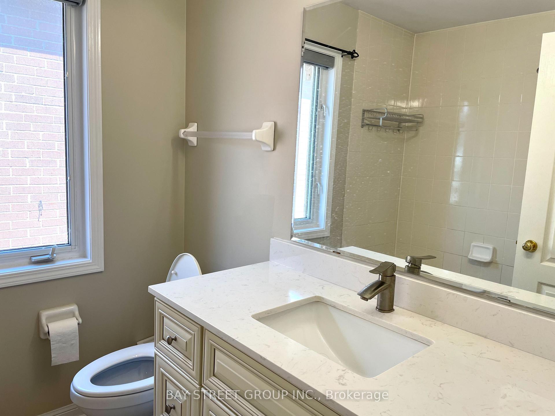 Photo 14 of 5 Madeira Avenue, Vaughan, Vellore Village — HOMEH