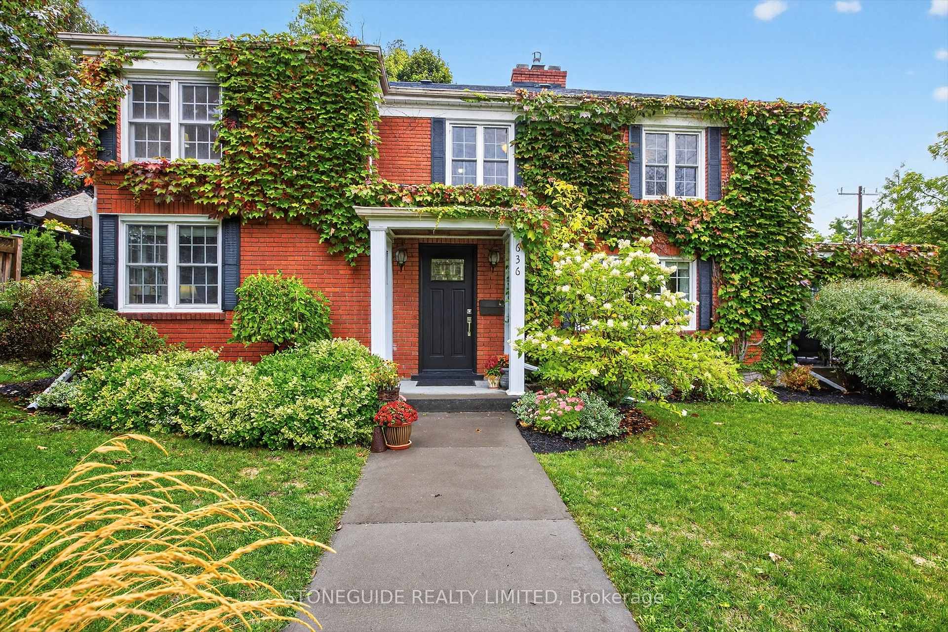 Front of 636 Homewood Avenue