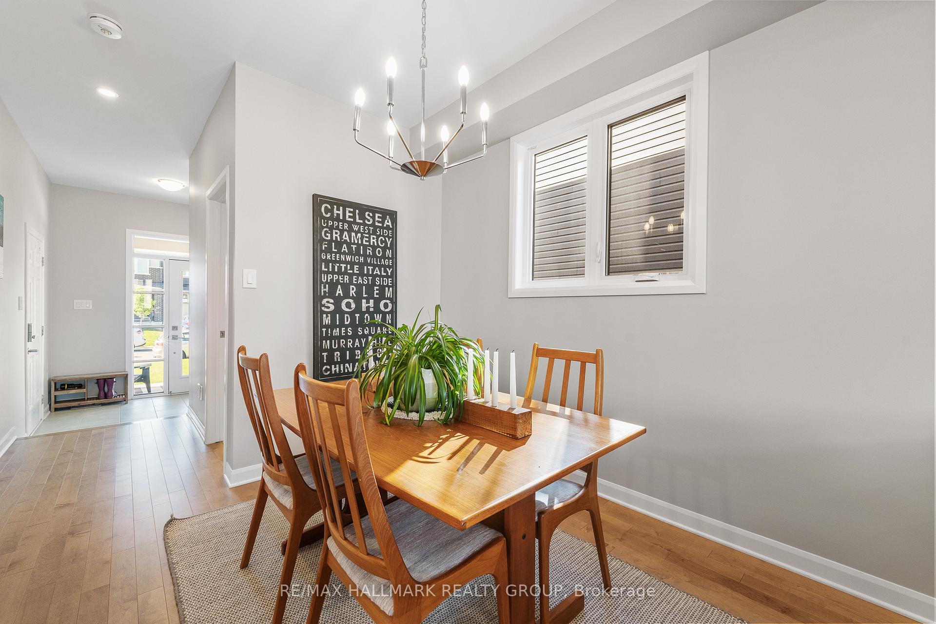 Photo 7 of 39 Gardenpost Terrace, Ottawa, Avalon West — HOMEH
