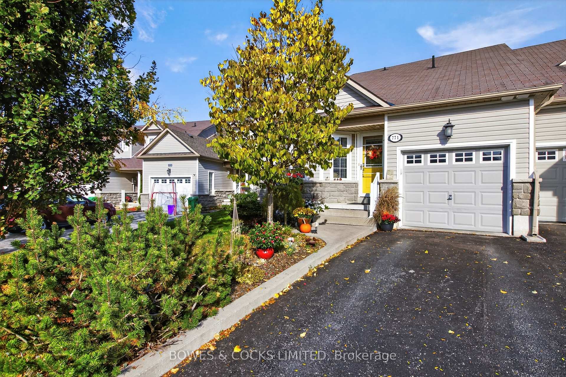 Photo 4 of 771 Tully Crescent, Peterborough, Monaghan Ward 2 — HOMEH