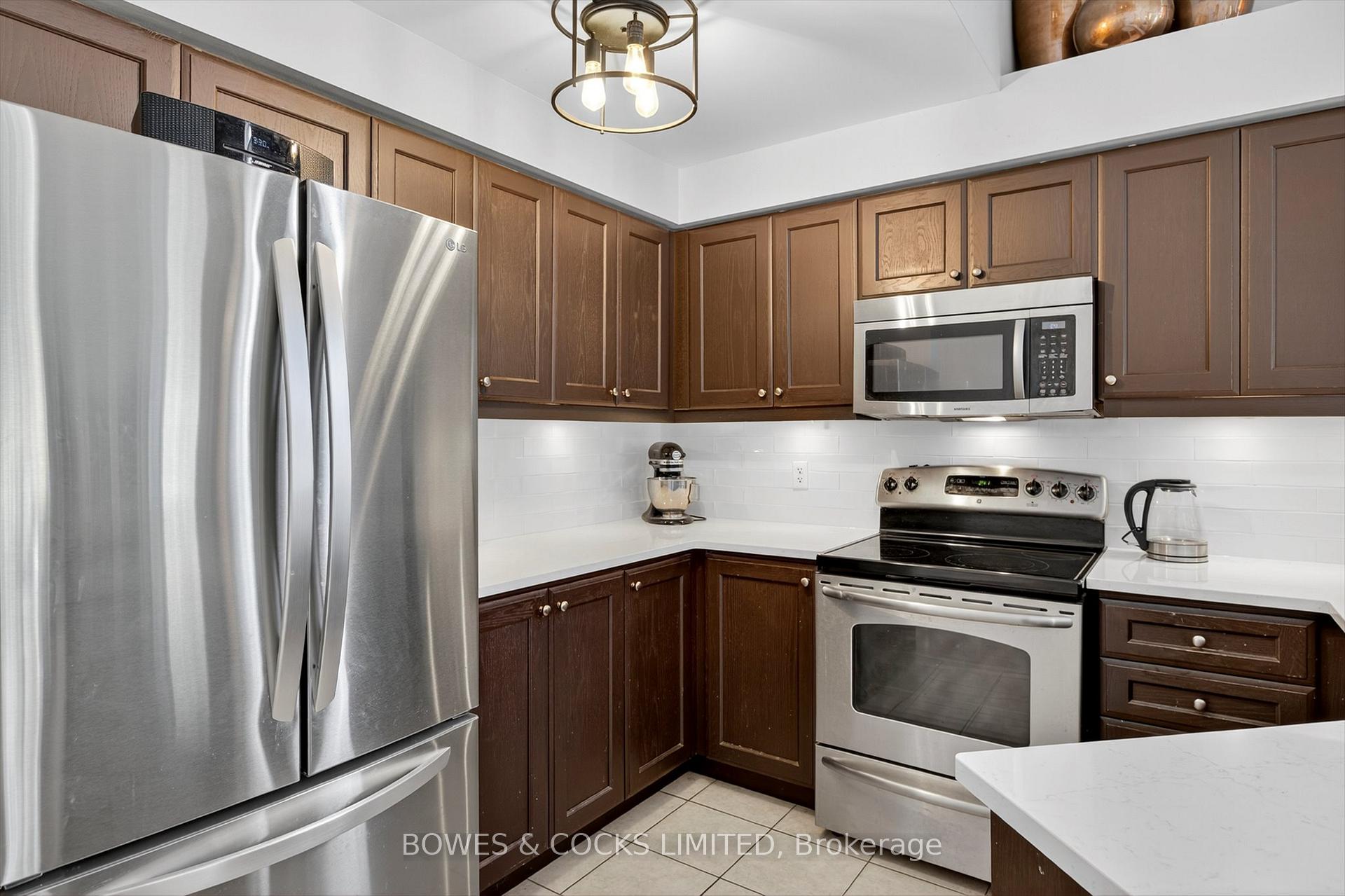Photo 15 of 771 Tully Crescent, Peterborough, Monaghan Ward 2 — HOMEH