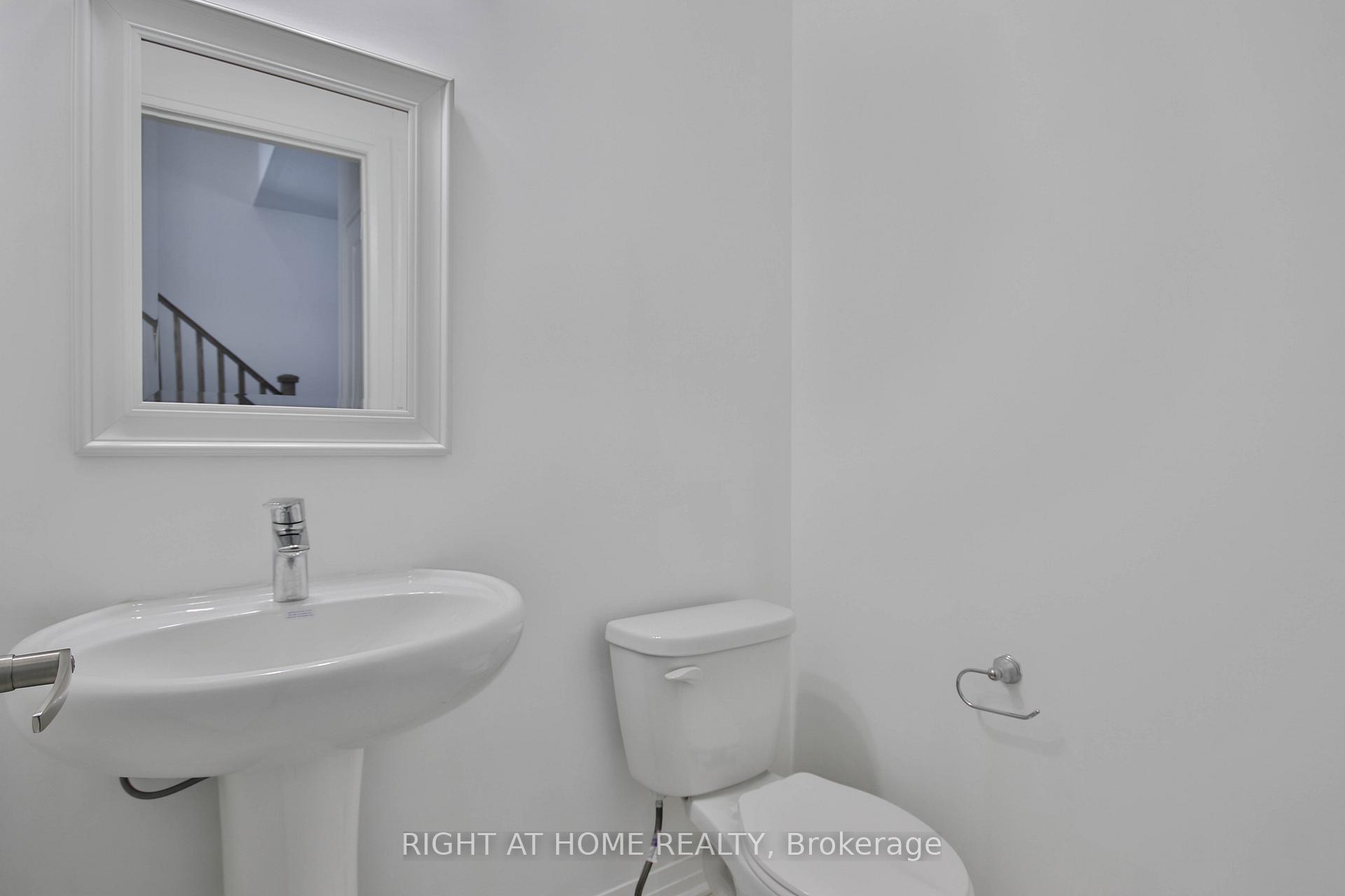 Photo 6 of 504 Rossland Road W, Ajax, Northwest Ajax — HOMEH