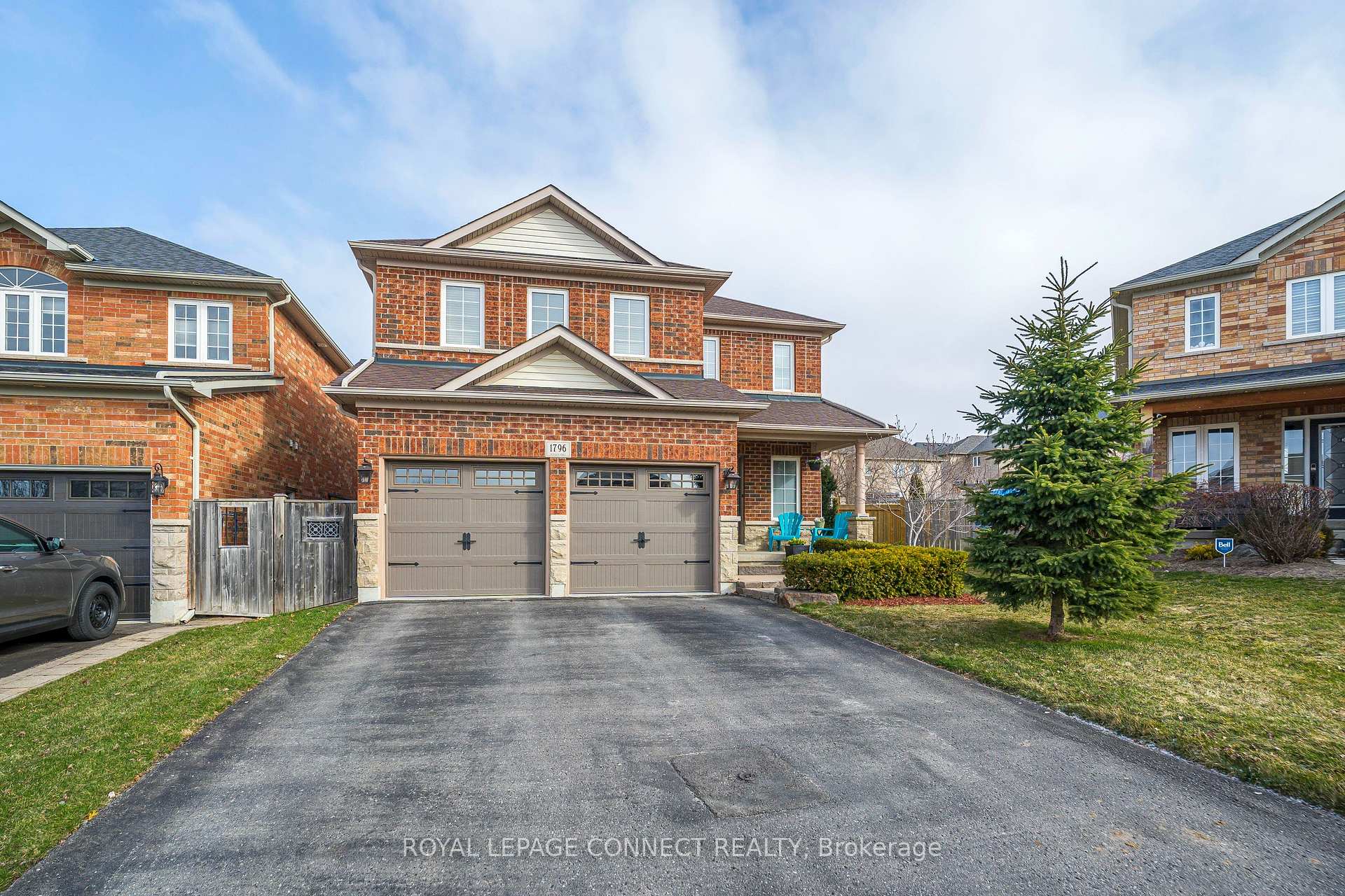 Photo 1 of 1796 Whitestone Court, Oshawa, Samac — HOMEH