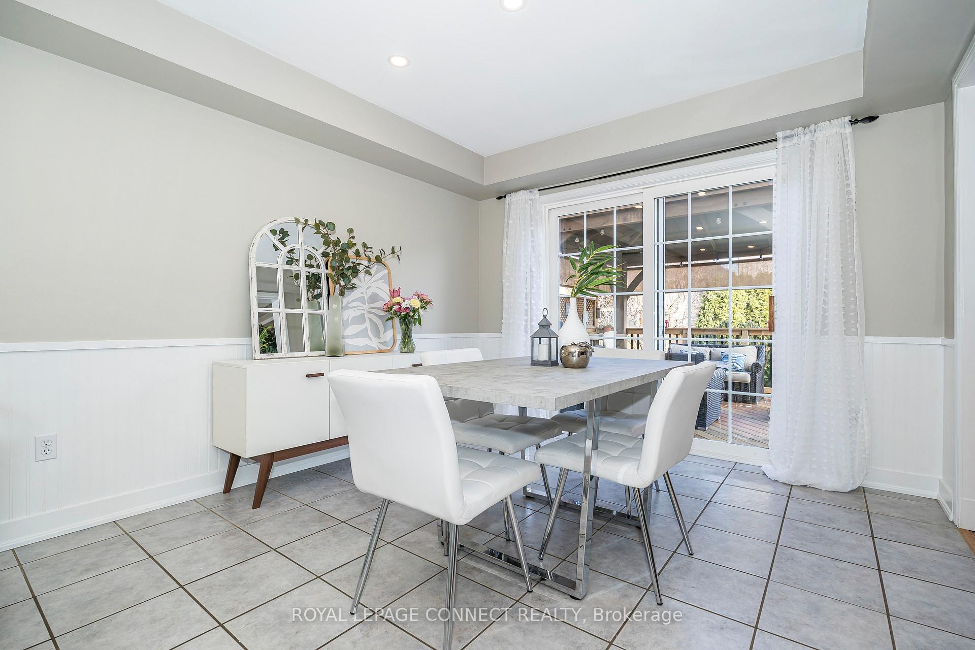 Photo 10 of 1796 Whitestone Court, Oshawa, Samac — HOMEH