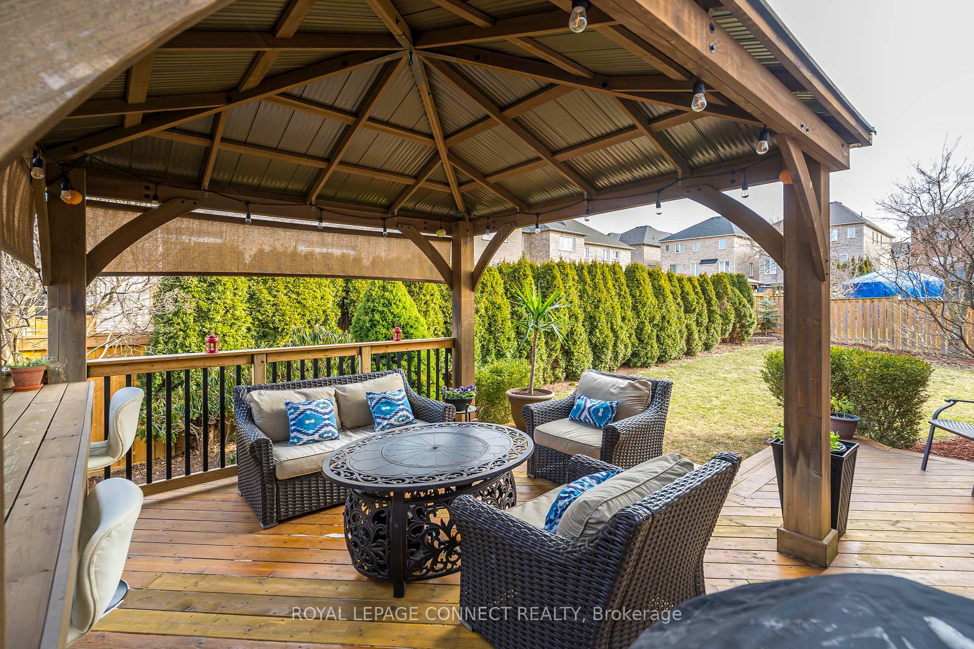 Photo 33 of 1796 Whitestone Court, Oshawa, Samac — HOMEH