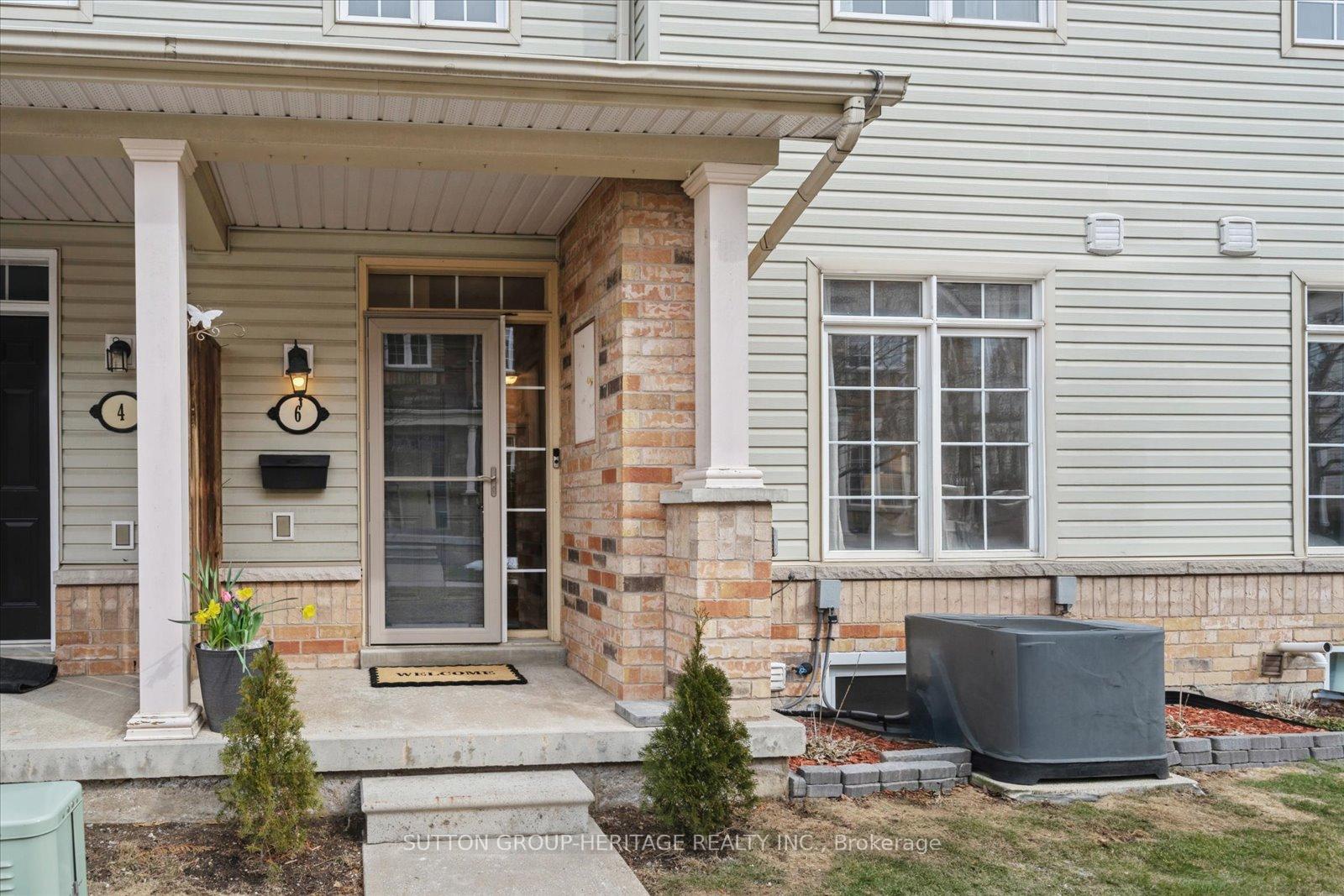 Photo 2 of 6 Cheltonwood Way, Whitby, Pringle Creek — HOMEH