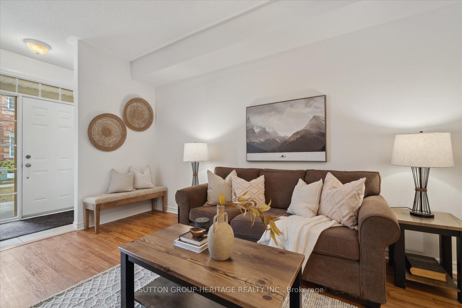Photo 8 of 6 Cheltonwood Way, Whitby, Pringle Creek — HOMEH
