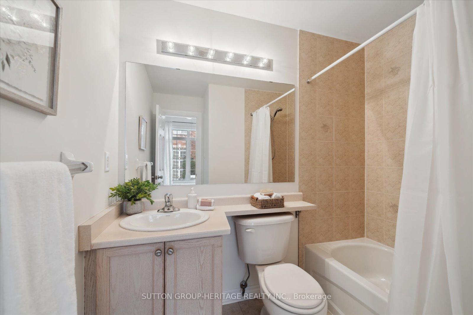 Photo 12 of 6 Cheltonwood Way, Whitby, Pringle Creek — HOMEH