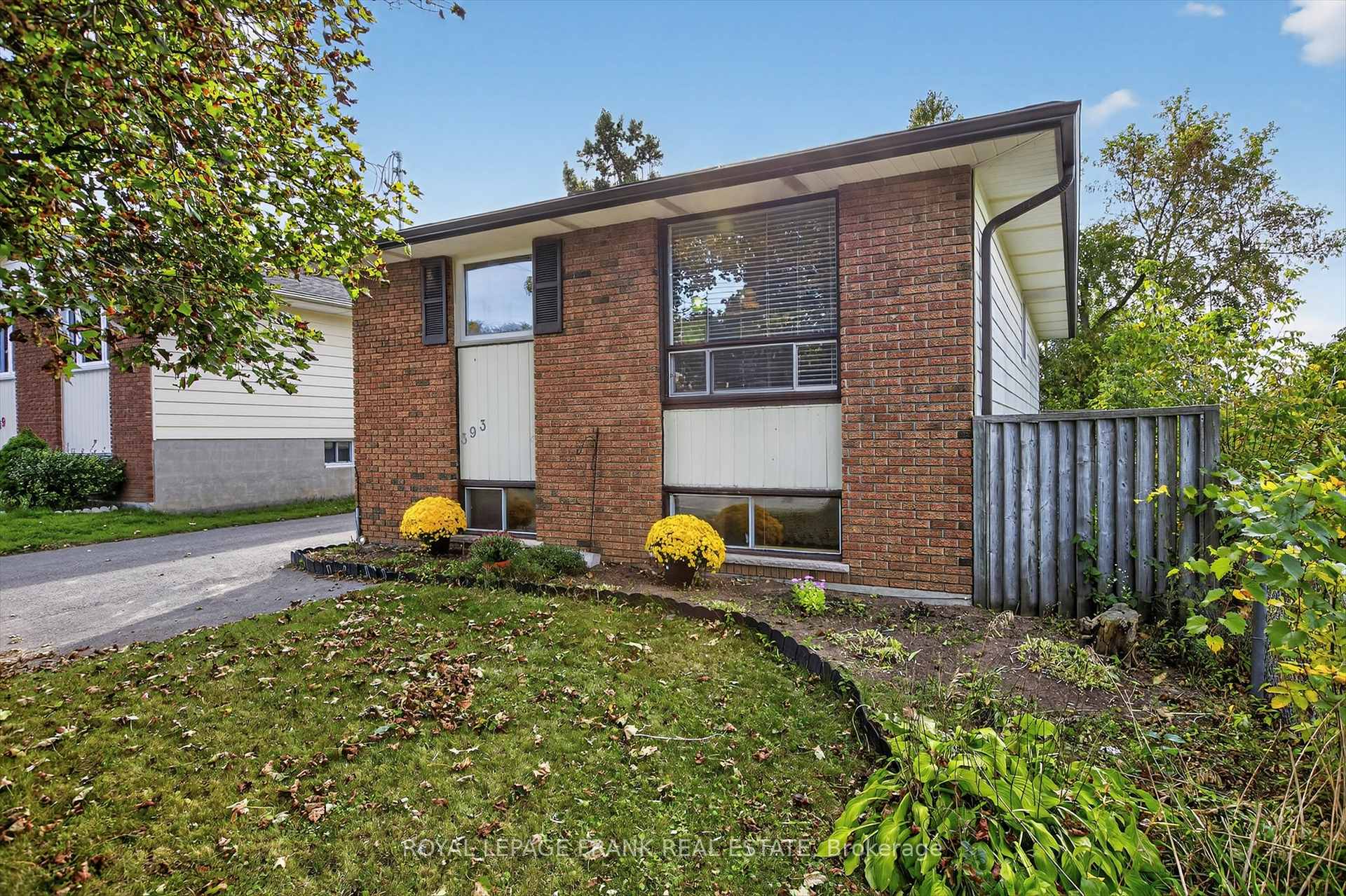Front of 393 Southpark Drive