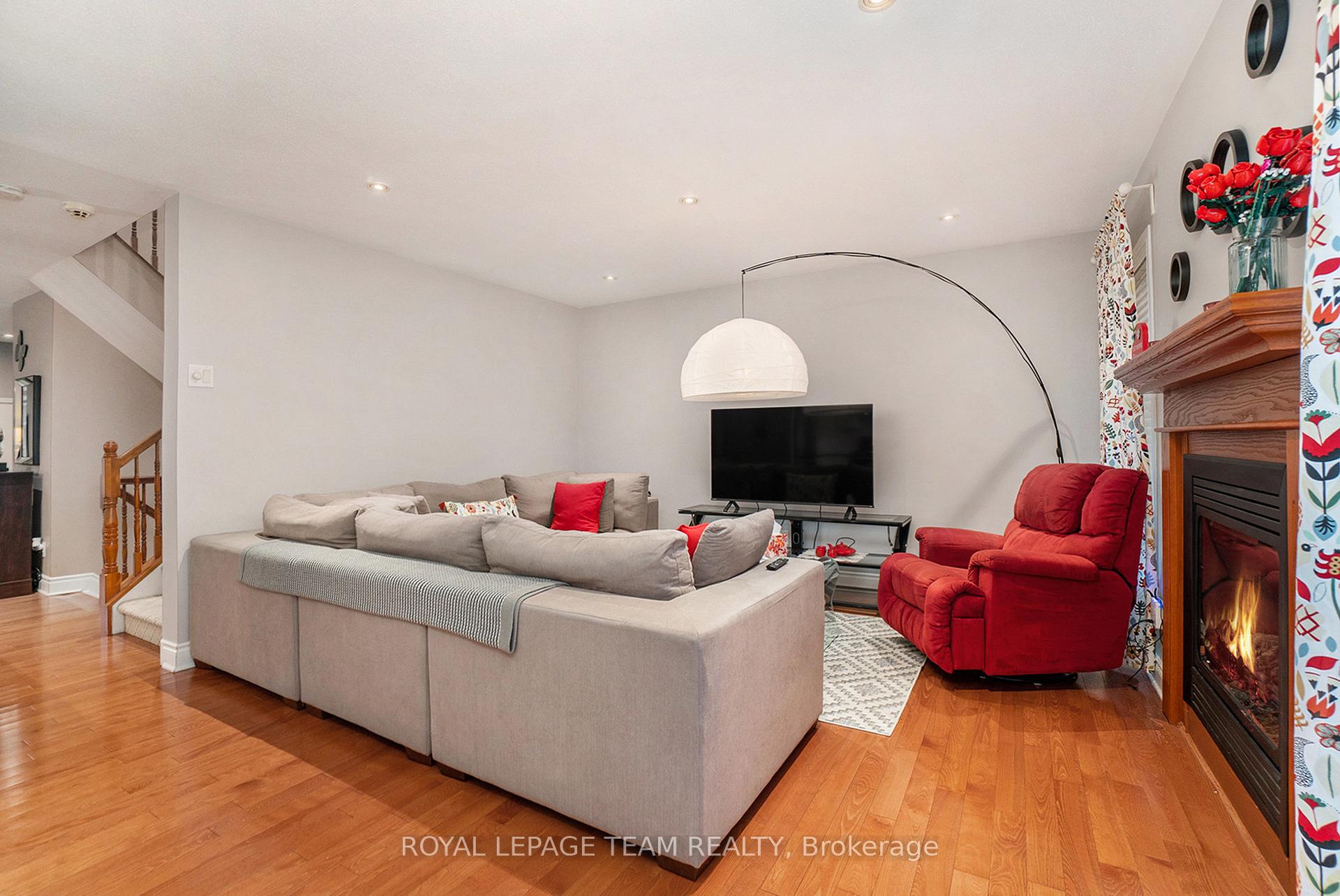 Photo 14 of 512 Clarington Avenue, Ottawa, Avalon East — HOMEH