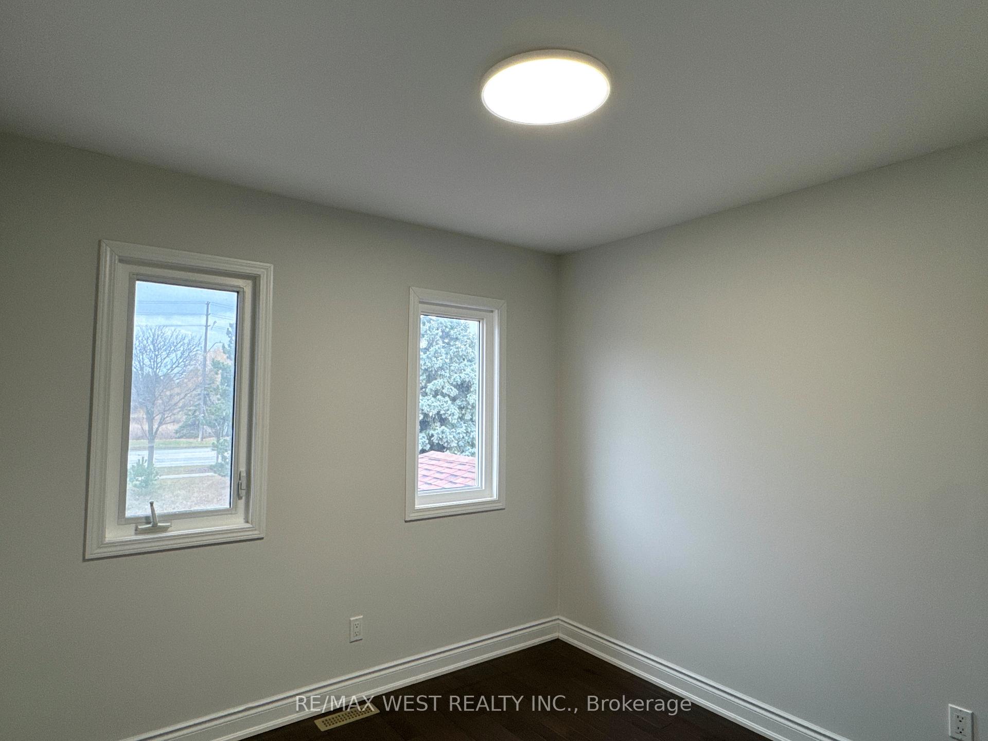 Photo 16 of 20 Kevi Crescent N, Richmond Hill, Doncrest — HOMEH