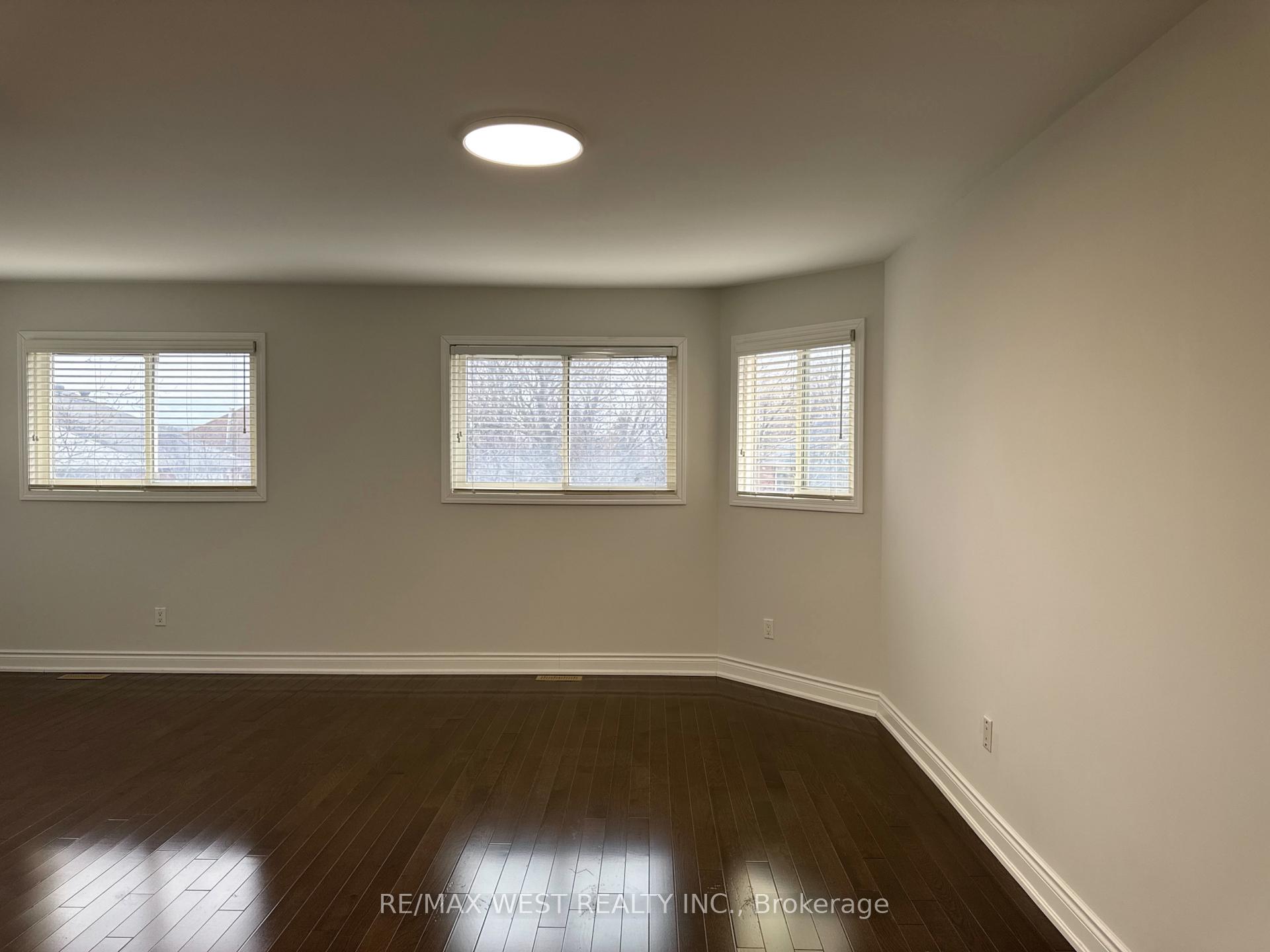Photo 20 of 20 Kevi Crescent N, Richmond Hill, Doncrest — HOMEH