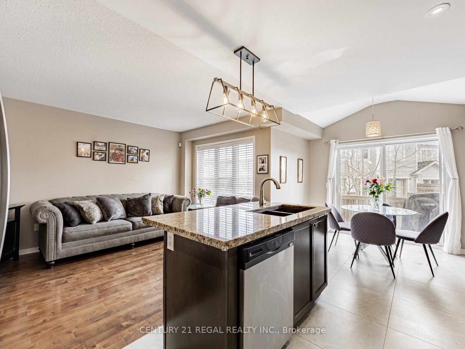 Photo 8 of 49 Harbourside Drive, Whitby, Port Whitby — HOMEH
