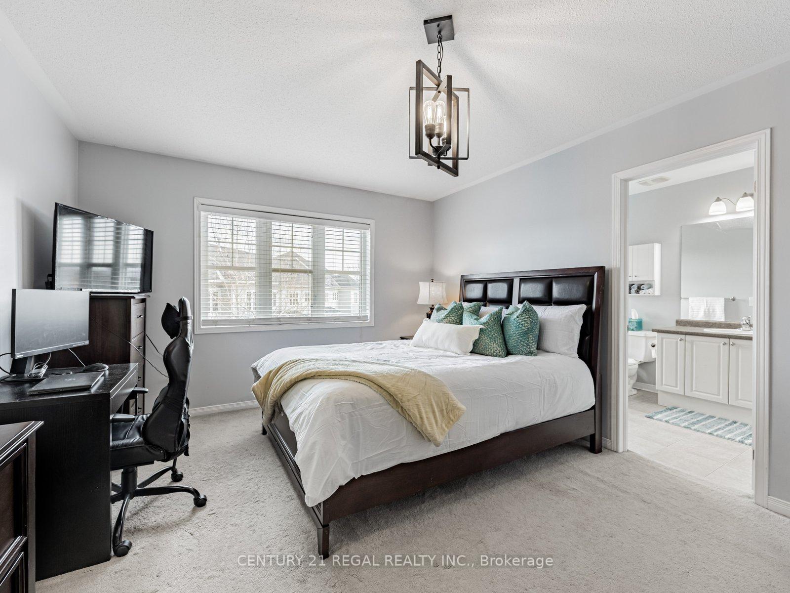 Photo 20 of 49 Harbourside Drive, Whitby, Port Whitby — HOMEH