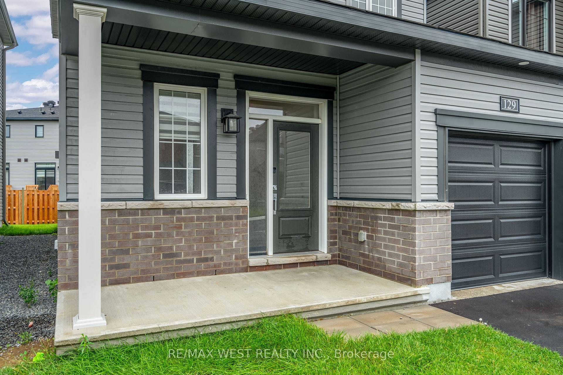 Photo 3 of 129 Shallow Pond Place, Ottawa, Avalon East — HOMEH