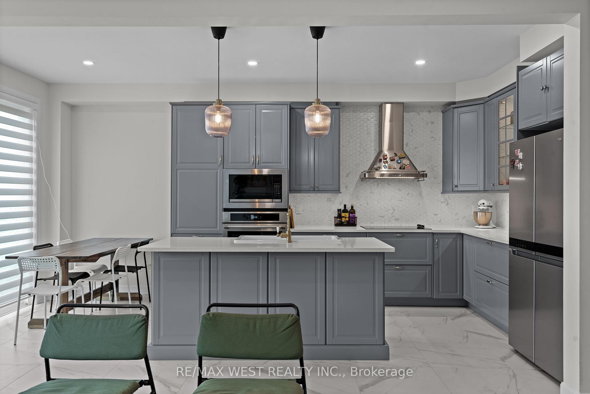 Photo 12 of 129 Shallow Pond Place, Ottawa, Avalon East — HOMEH