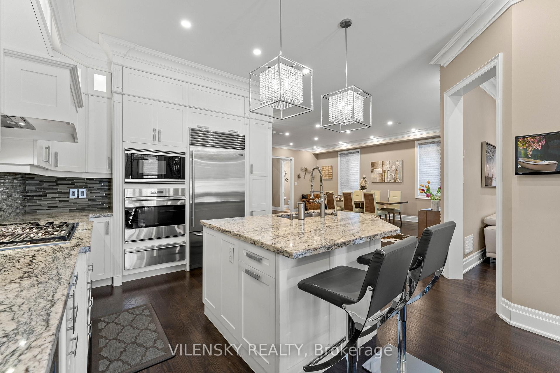 Photo 10 of 72 Baldry Avenue, Vaughan, Patterson — HOMEH
