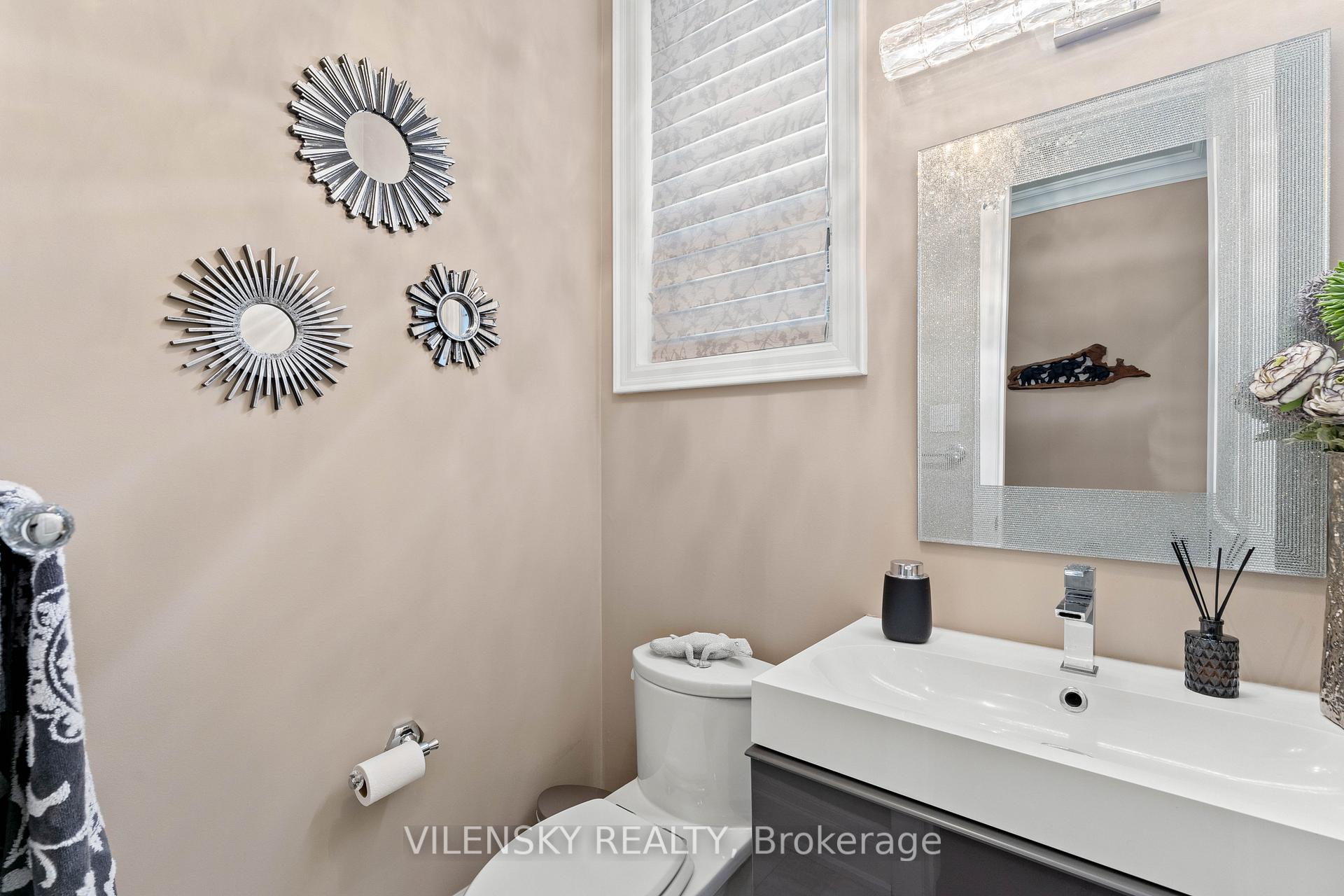 Photo 20 of 72 Baldry Avenue, Vaughan, Patterson — HOMEH