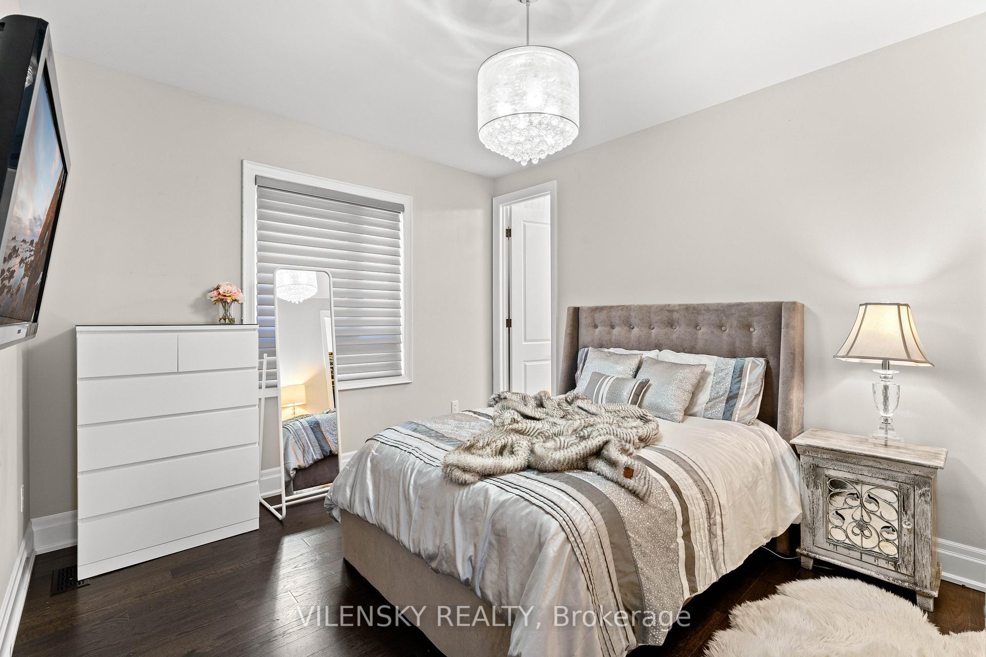 Photo 30 of 72 Baldry Avenue, Vaughan, Patterson — HOMEH