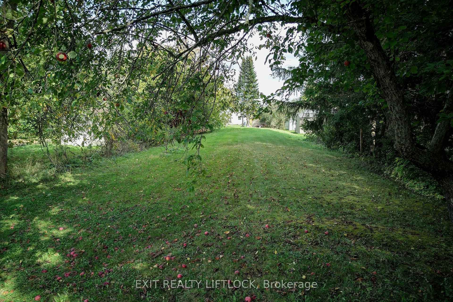 Photo 33 of 2004 Bensfort Road, Peterborough, Ashburnham Ward 4 — HOMEH