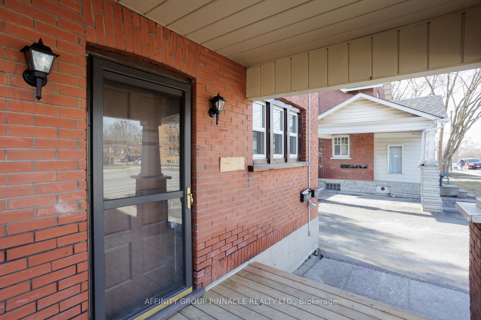 Photo 2 of 649 Charlotte Street, Peterborough, Town Ward 3 — HOMEH