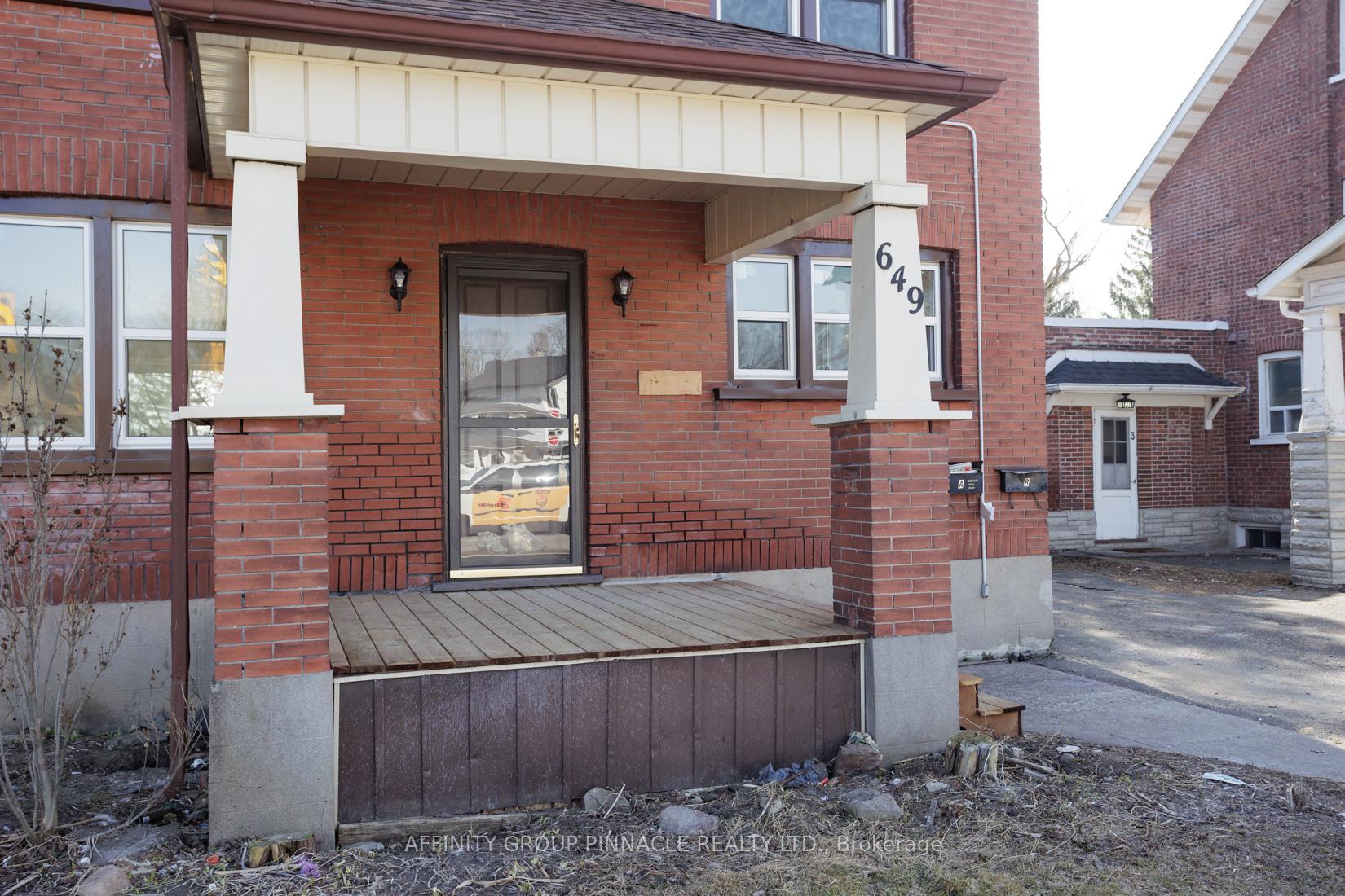 Photo 3 of 649 Charlotte Street, Peterborough, Town Ward 3 — HOMEH