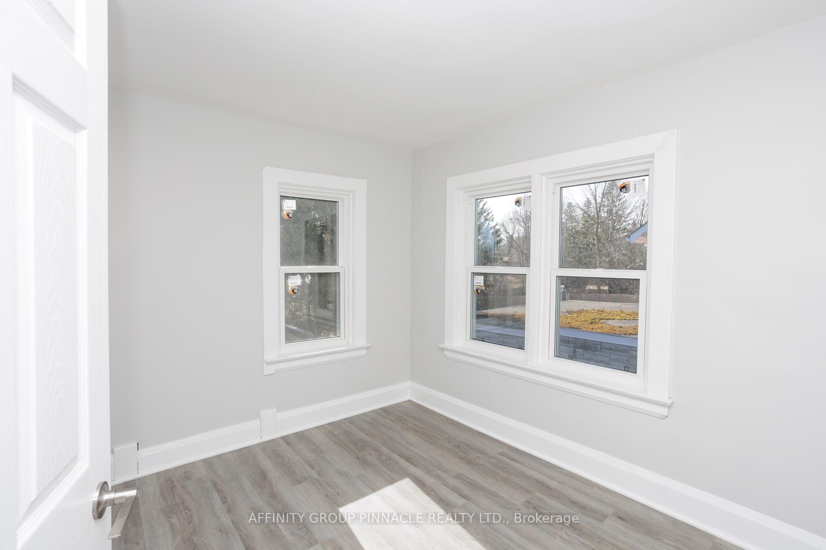 Photo 17 of 649 Charlotte Street, Peterborough, Town Ward 3 — HOMEH