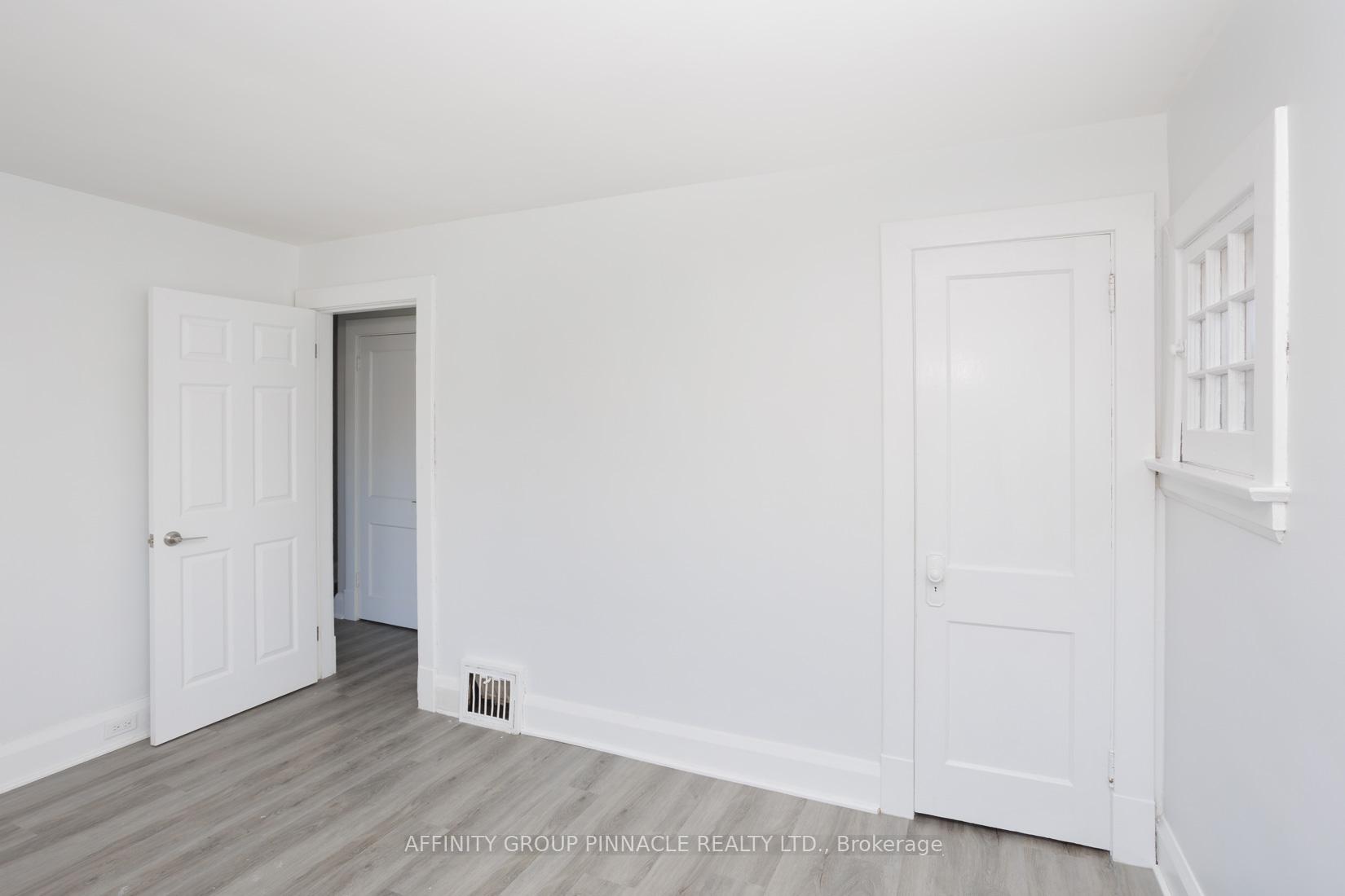 Photo 21 of 649 Charlotte Street, Peterborough, Town Ward 3 — HOMEH