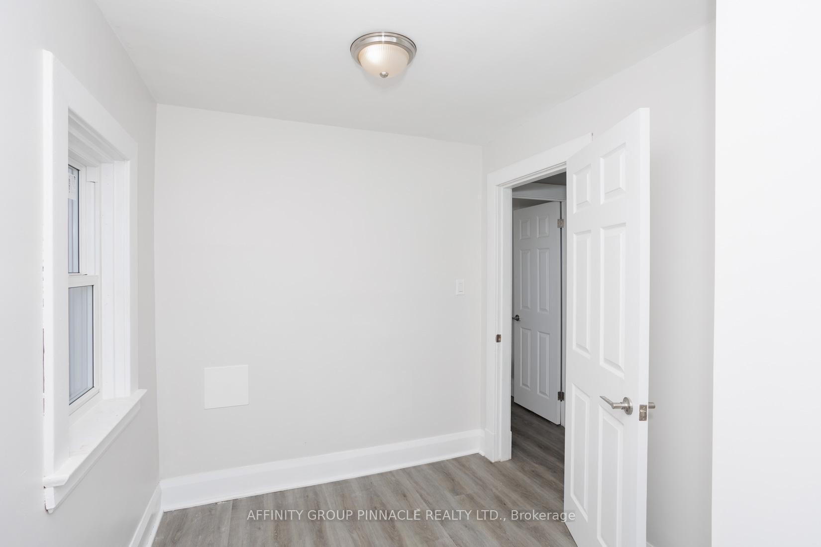 Photo 24 of 649 Charlotte Street, Peterborough, Town Ward 3 — HOMEH