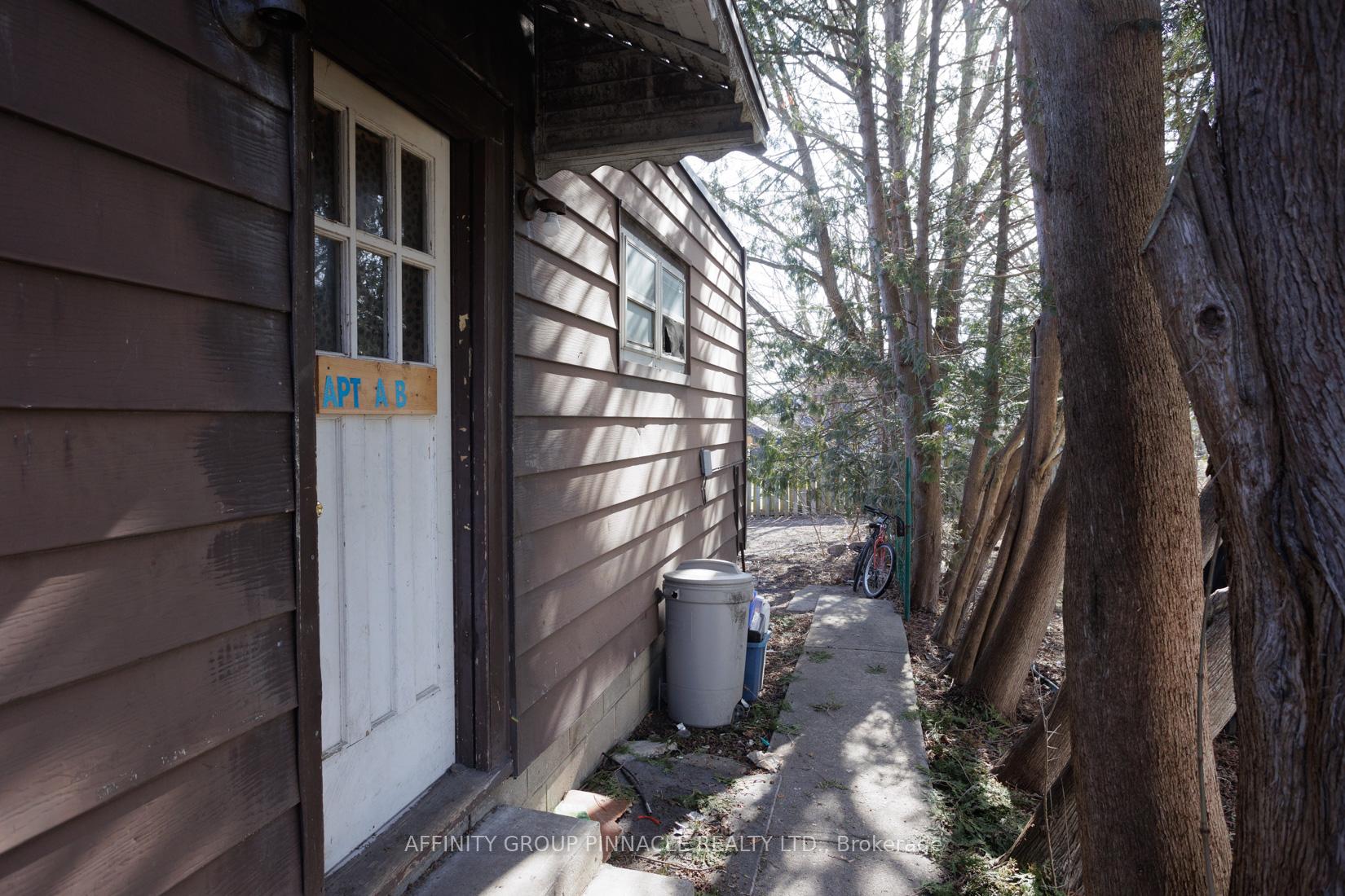 Photo 27 of 649 Charlotte Street, Peterborough, Town Ward 3 — HOMEH