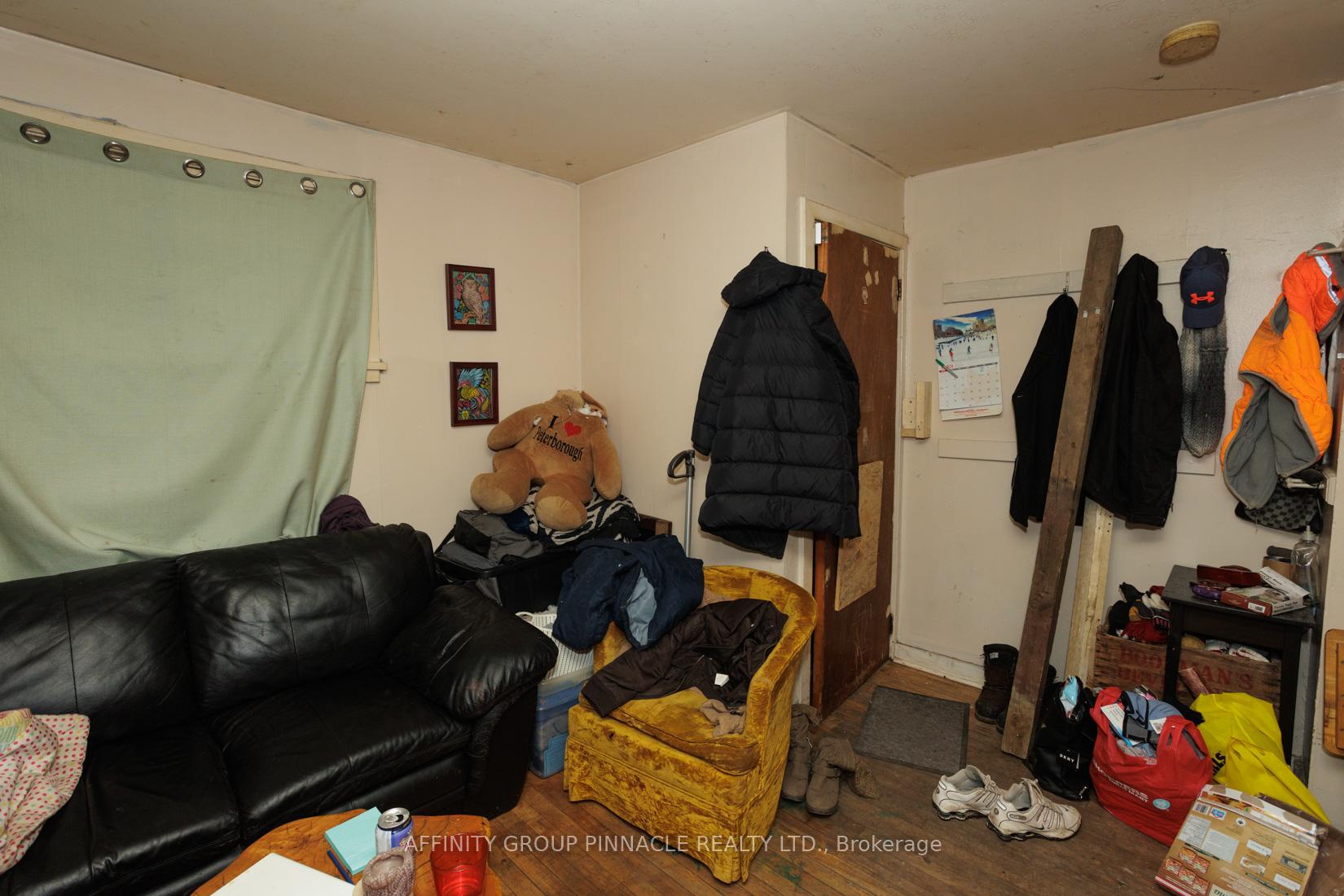Photo 38 of 649 Charlotte Street, Peterborough, Town Ward 3 — HOMEH