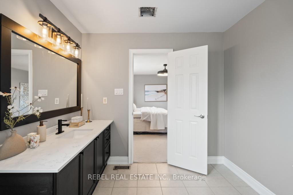 Photo 32 of 981 Ormond Drive, Oshawa, Samac — HOMEH