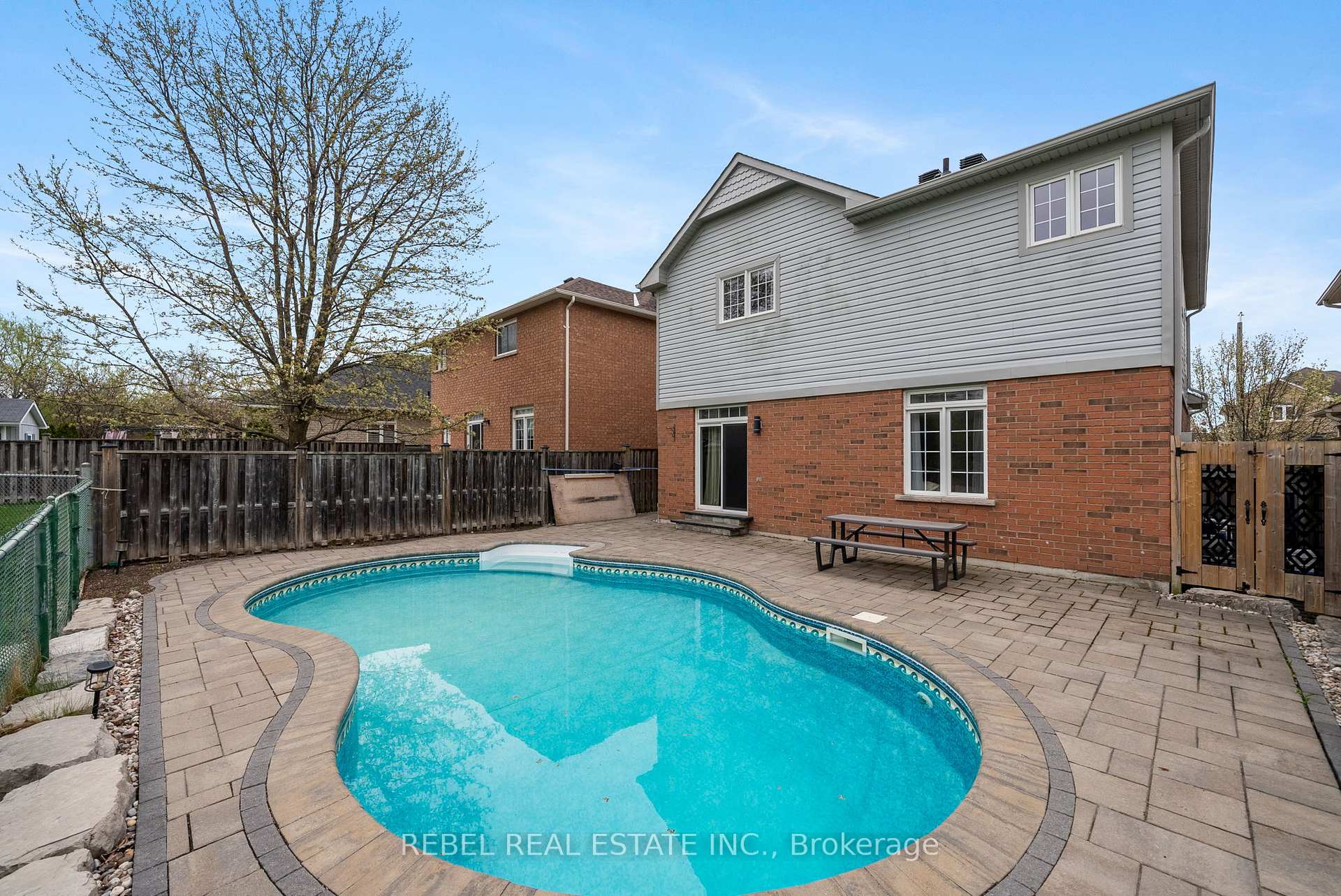 Photo 44 of 981 Ormond Drive, Oshawa, Samac — HOMEH