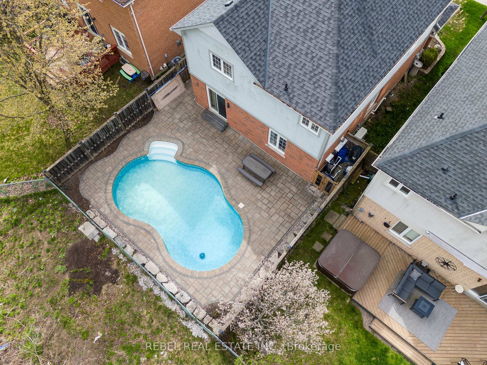 Photo 46 of 981 Ormond Drive, Oshawa, Samac — HOMEH